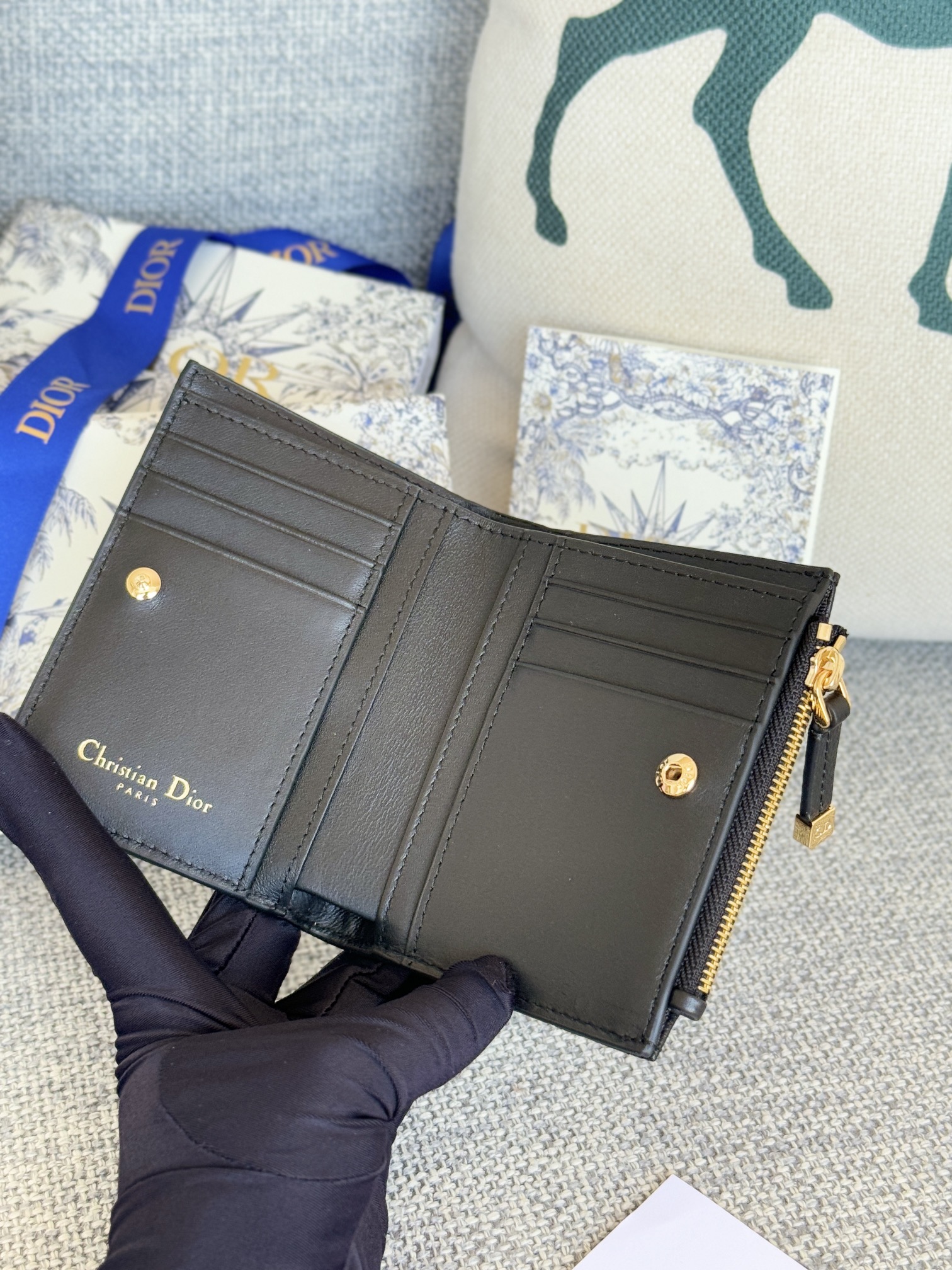 Dior 30 Montaigne Dahlia Wallet（S5173UWHC-M900）