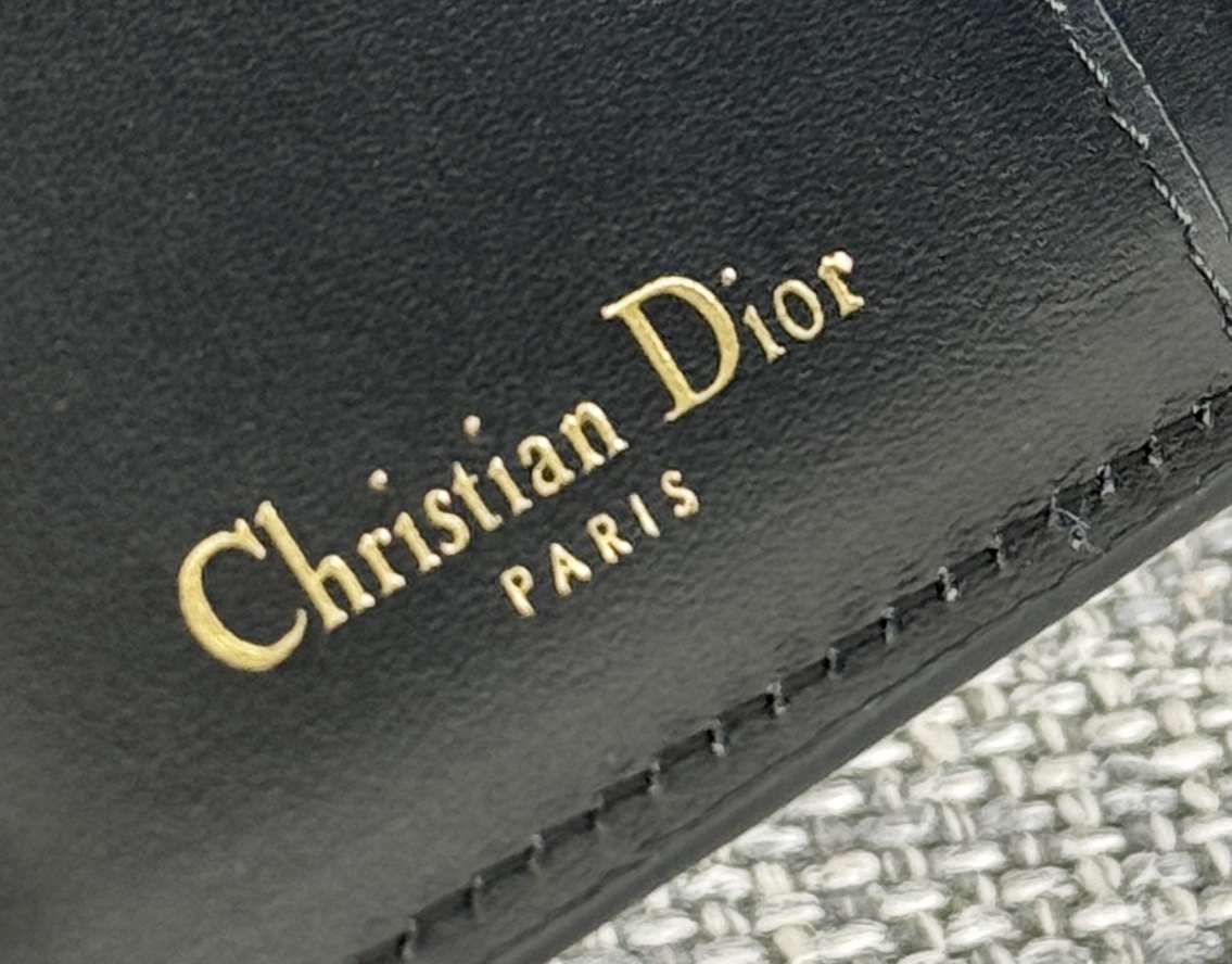 Dior 30 Montaigne Dahlia Wallet（S2197OBPZ-M900）