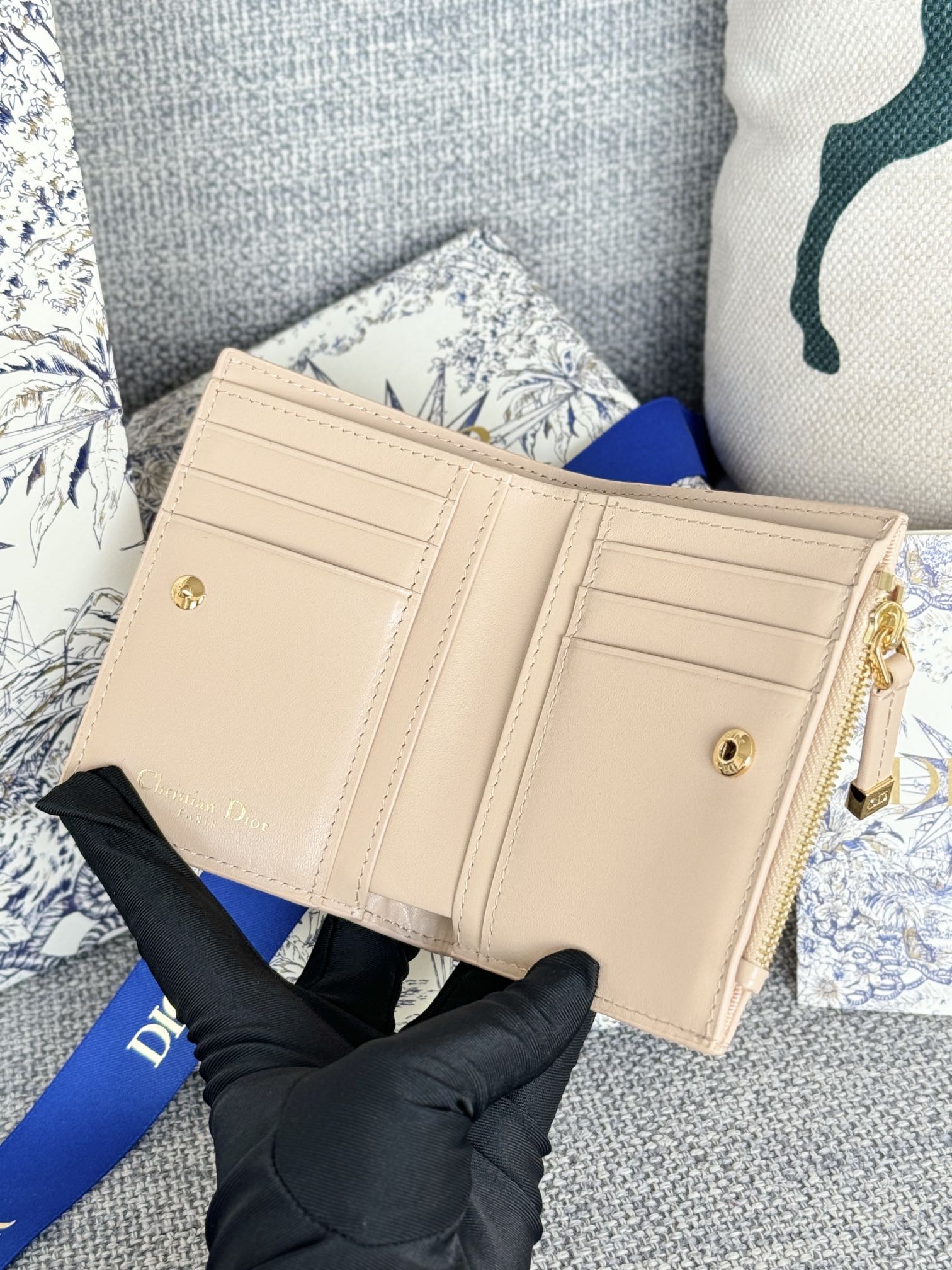Dior 30 Montaigne Dahlia Wallet（S2197OBPZ-M900）