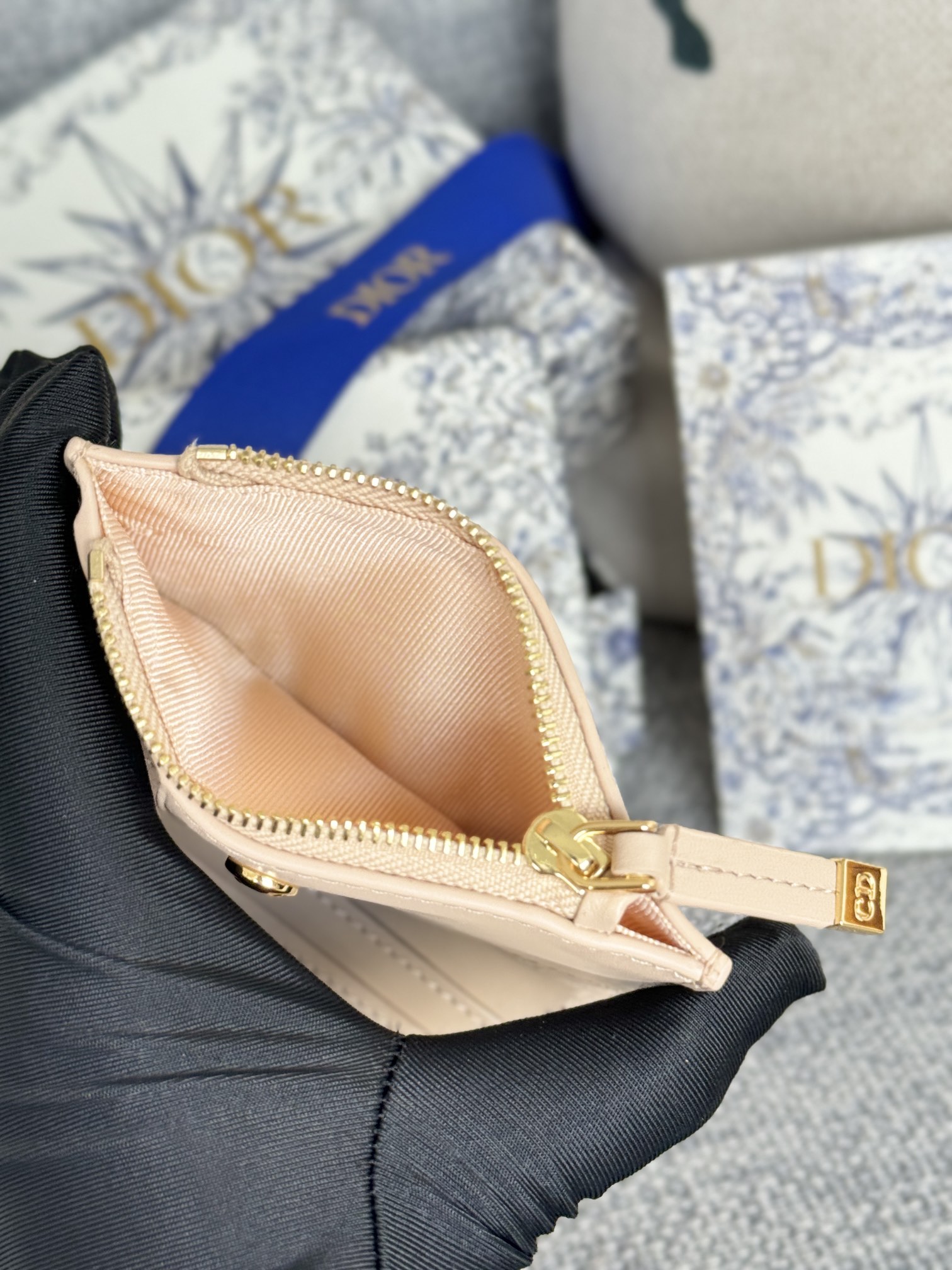 Dior 30 Montaigne Dahlia Wallet（S2197OBPZ-M900）