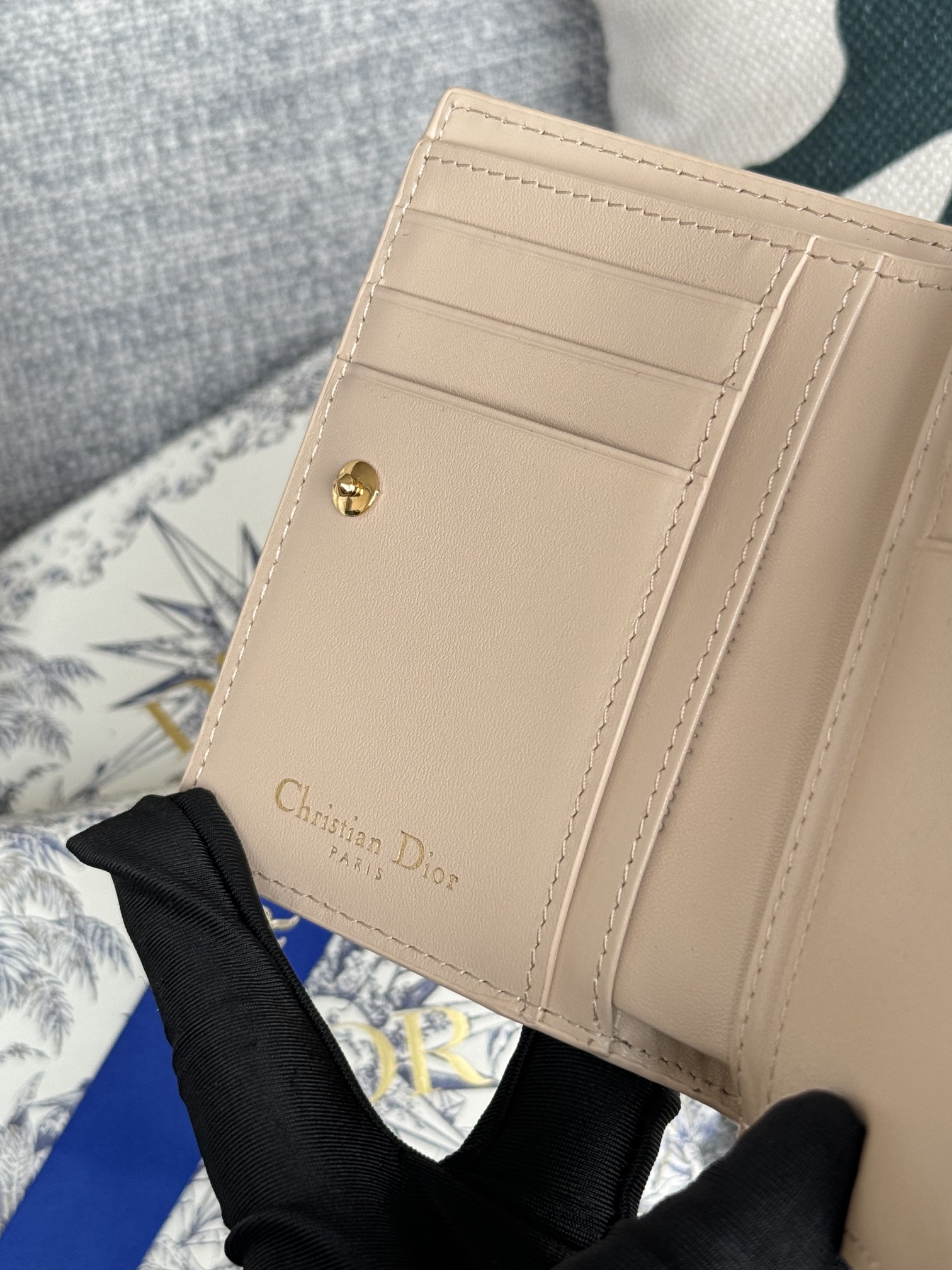 Dior 30 Montaigne Dahlia Wallet（S2197OBPZ-M900）