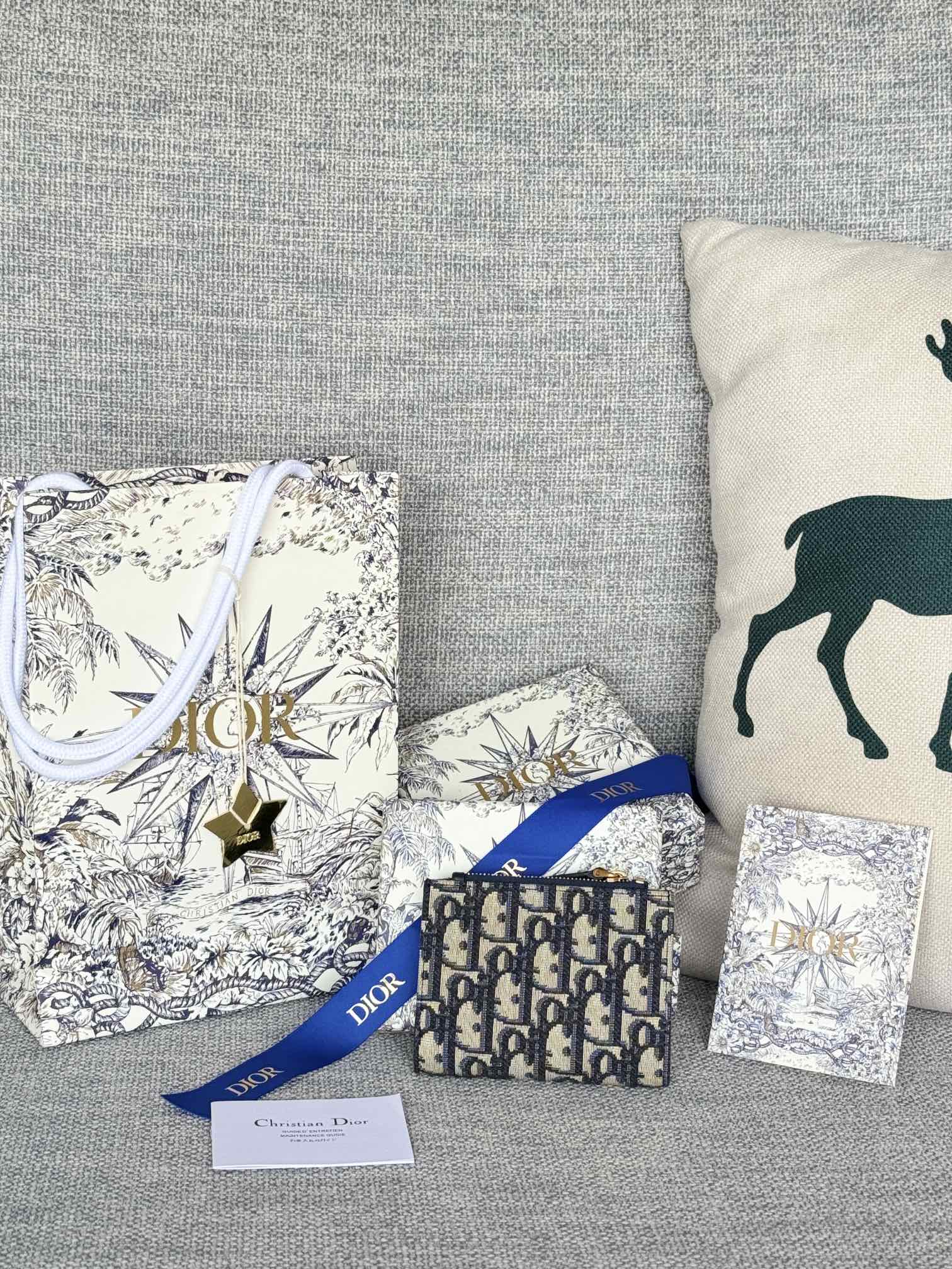 Dior 30 Montaigne Dahlia Wallet（S2197UTZQ-M928）