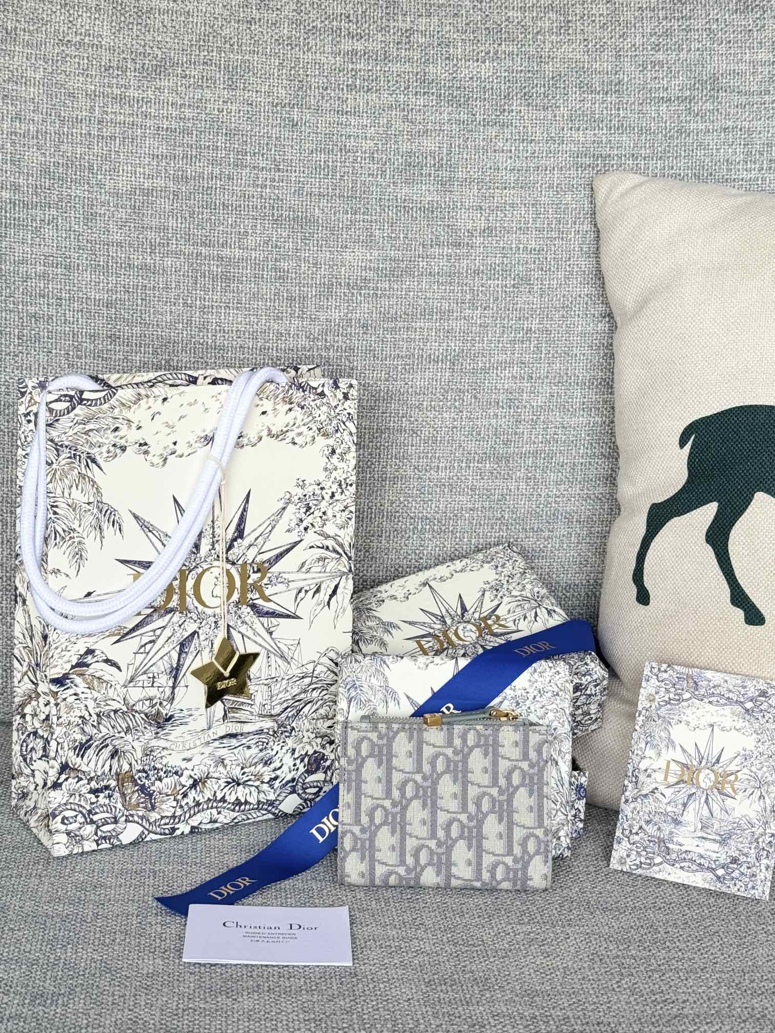 Dior 30 Montaigne Dahlia Wallet（S2197UTZQ-M928）