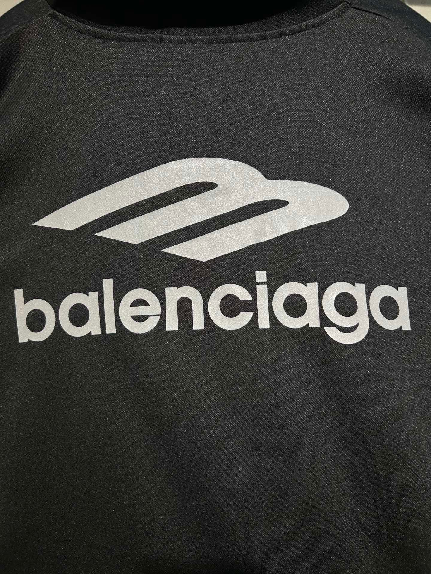 BALENCIAGA  3b Sports Icon Ski Long Sleeve T-Shirt Large Fit in Black（779988TPVQ51000）