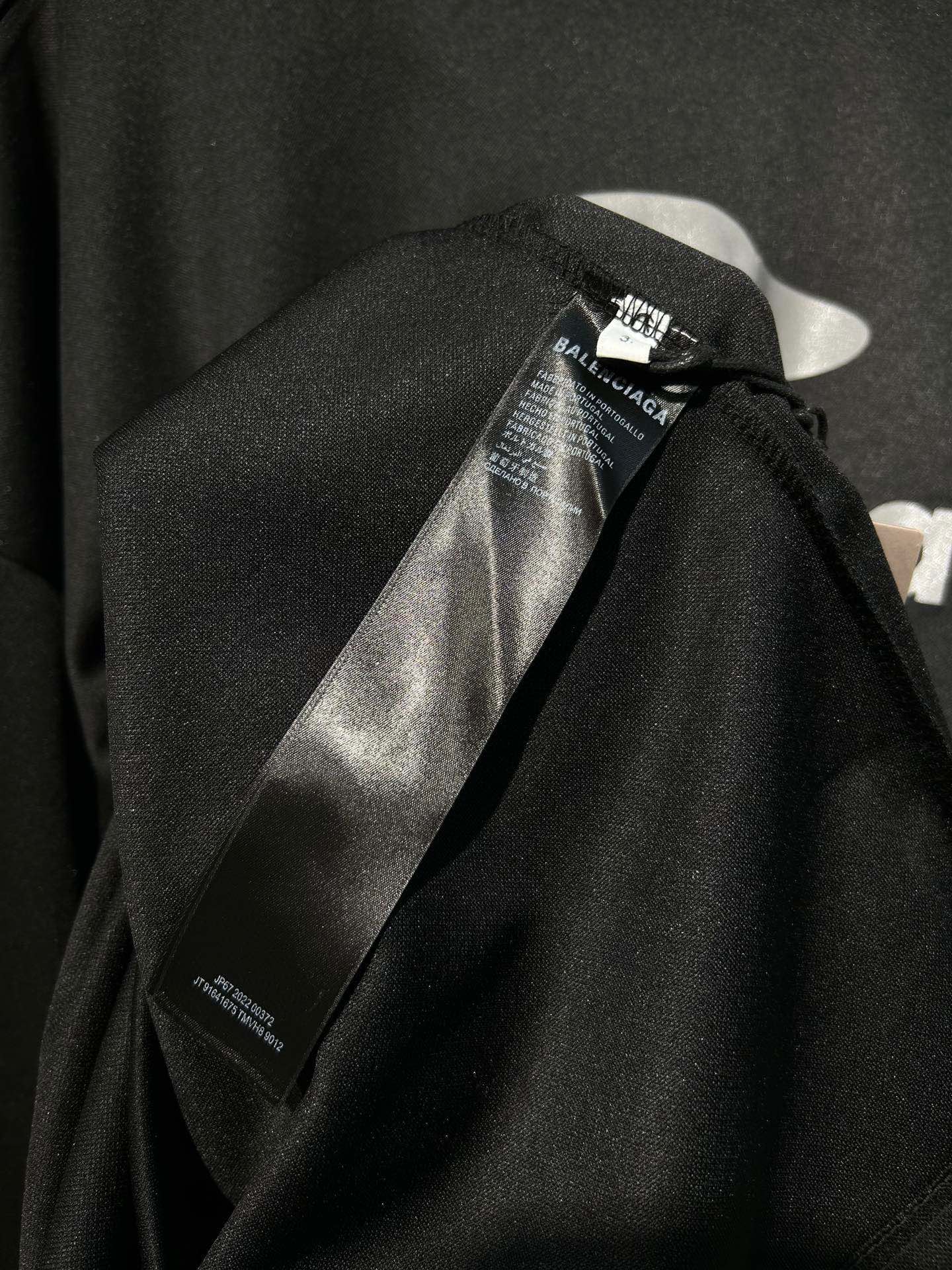 BALENCIAGA  3b Sports Icon Ski Long Sleeve T-Shirt Large Fit in Black（779988TPVQ51000）