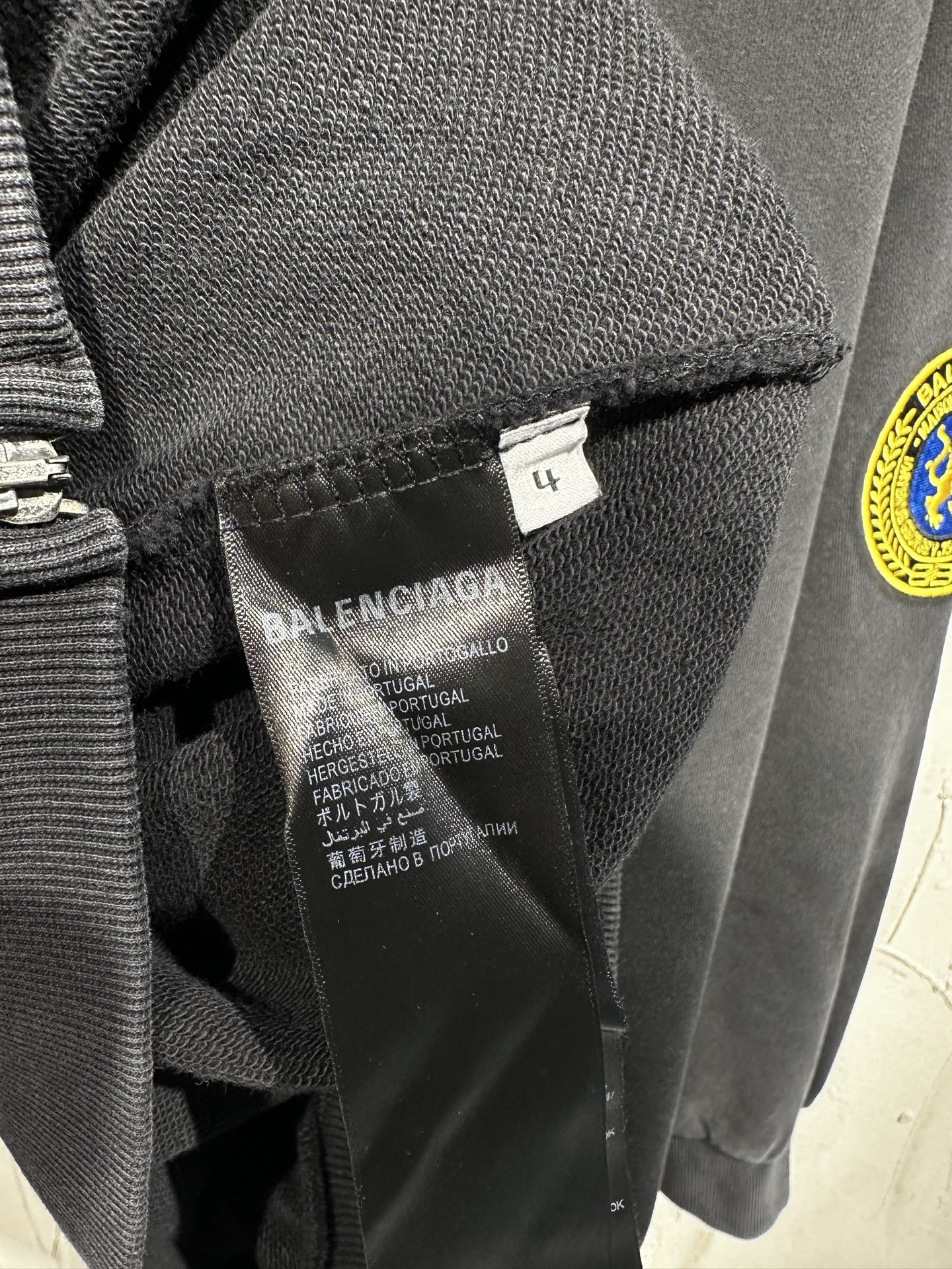 BALENCIAGA Men's Uniform Patch Zip-Up Hoodie Large Fit "Fade Black"（826162TSVH31041）