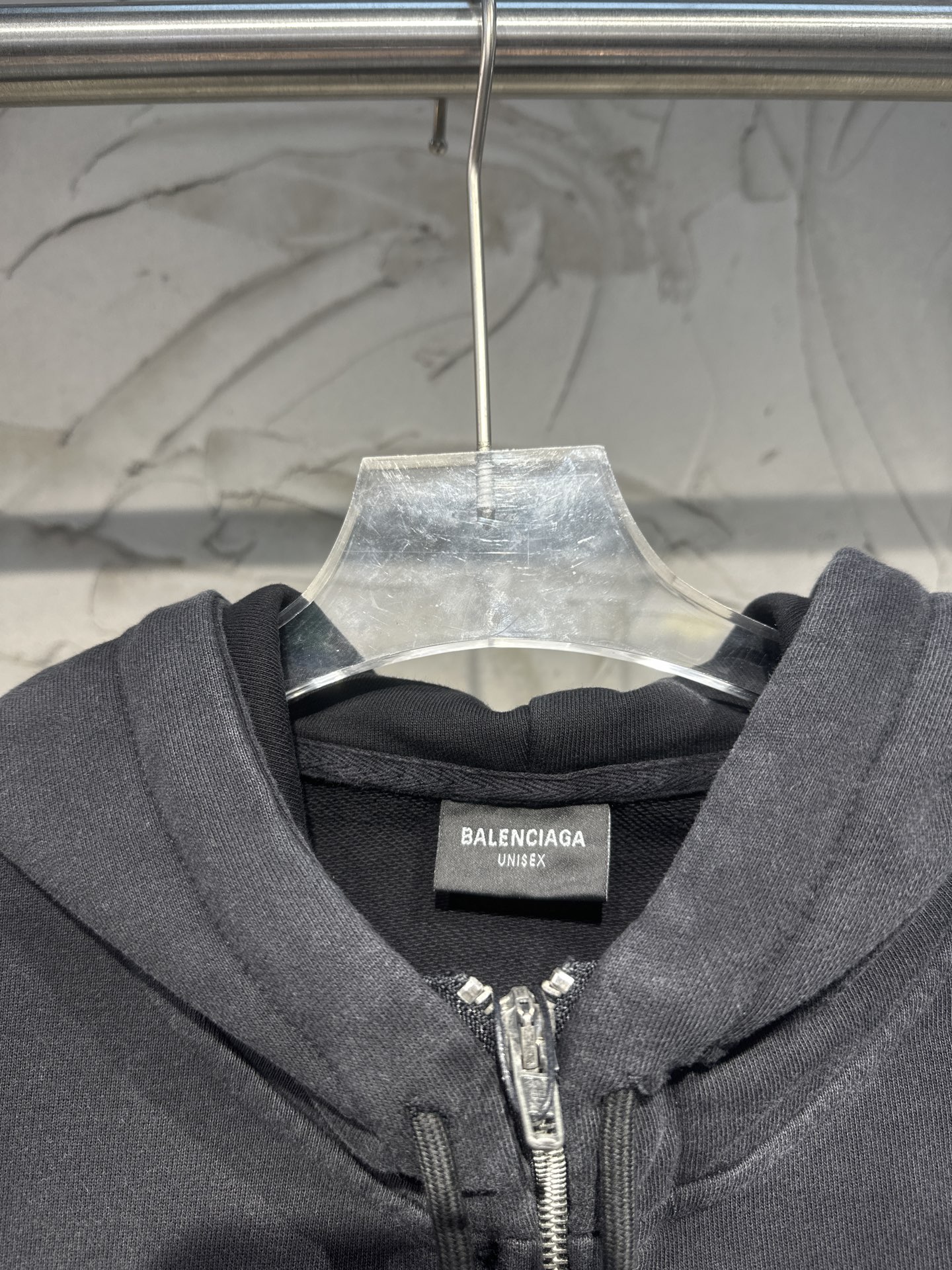 BALENCIAGA Men's Uniform Patch Zip-Up Hoodie Large Fit "Fade Black"（826162TSVH31041）