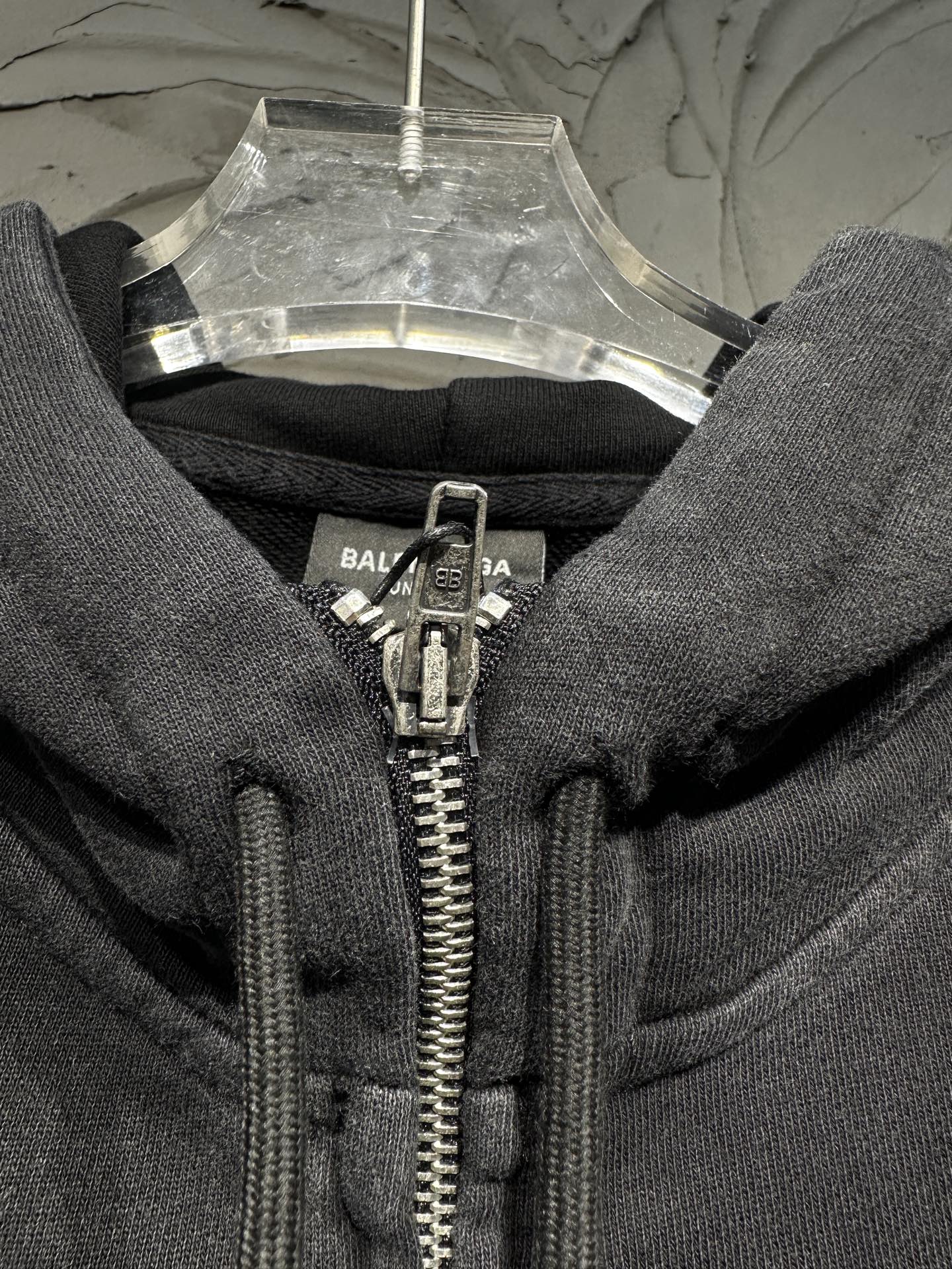 BALENCIAGA Men's Uniform Patch Zip-Up Hoodie Large Fit "Fade Black"（826162TSVH31041）