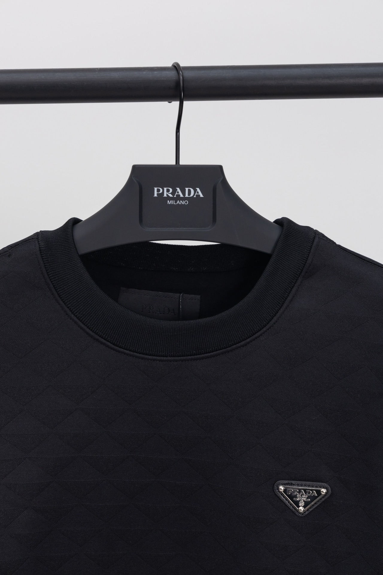 PRADA Monogram Sweatshirt with Triangle Logo (UJL67B-147M-F0002-S-OOO）