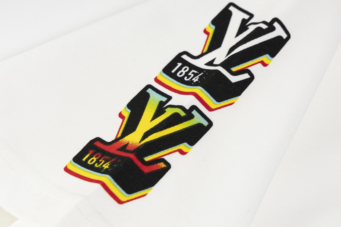 Louis Vuitton Short sleeve T-shirt（1AATZG）