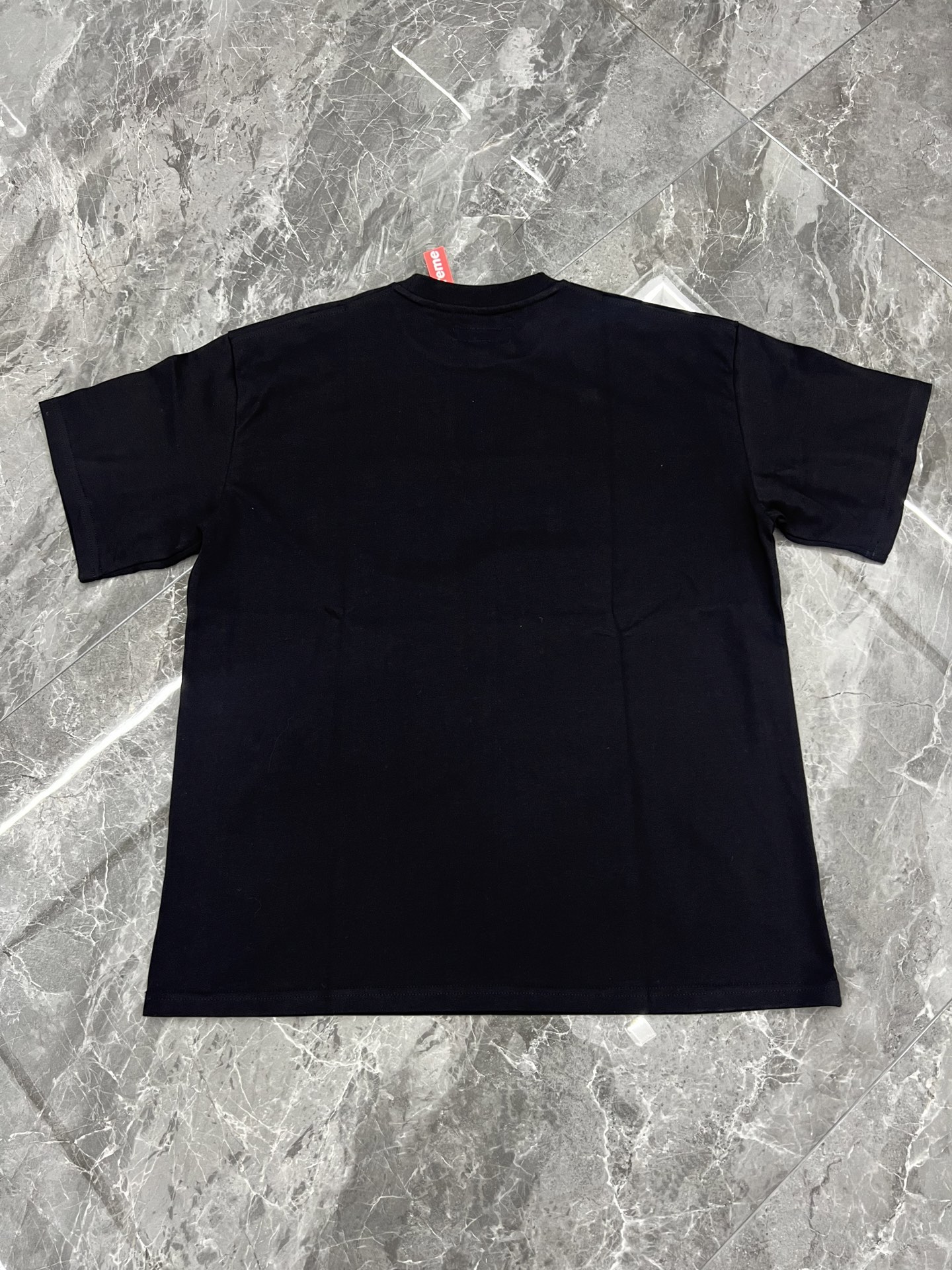 Supreme Satin Applique S/S Top "Black"（SUP-SS25-WEEK1-022）