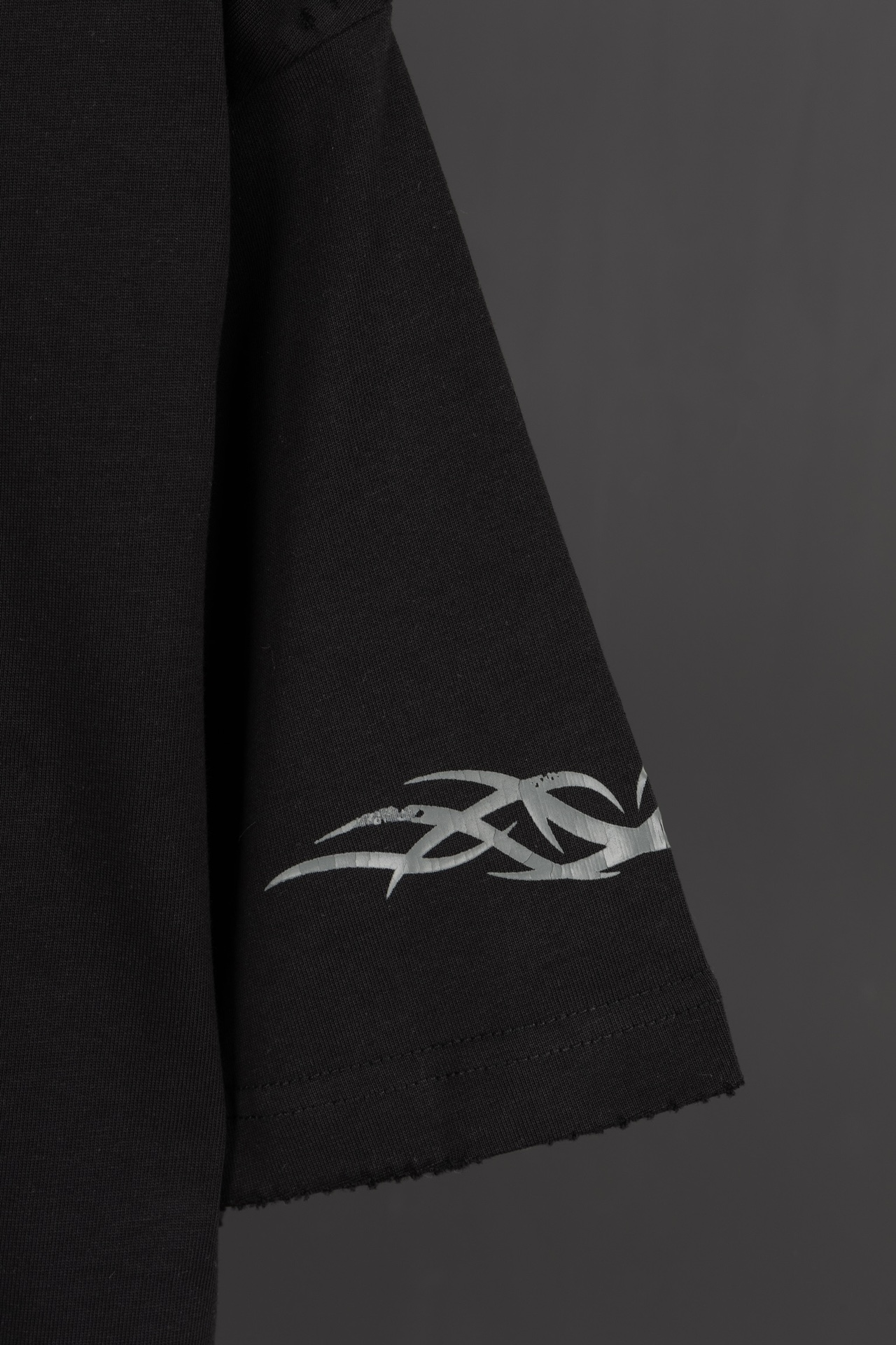 Balenciaga Vintage Jersey T-Shirt in Black（764235TRVA3-1576）