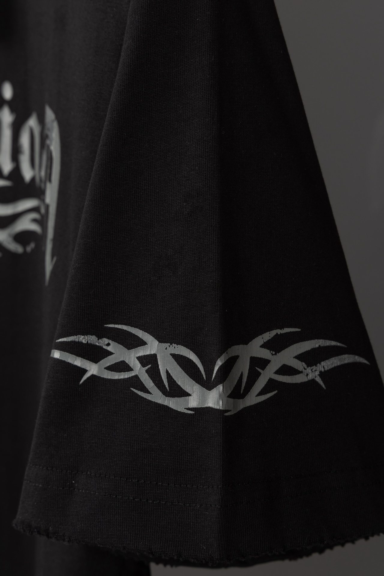 Balenciaga Vintage Jersey T-Shirt in Black（764235TRVA3-1576）