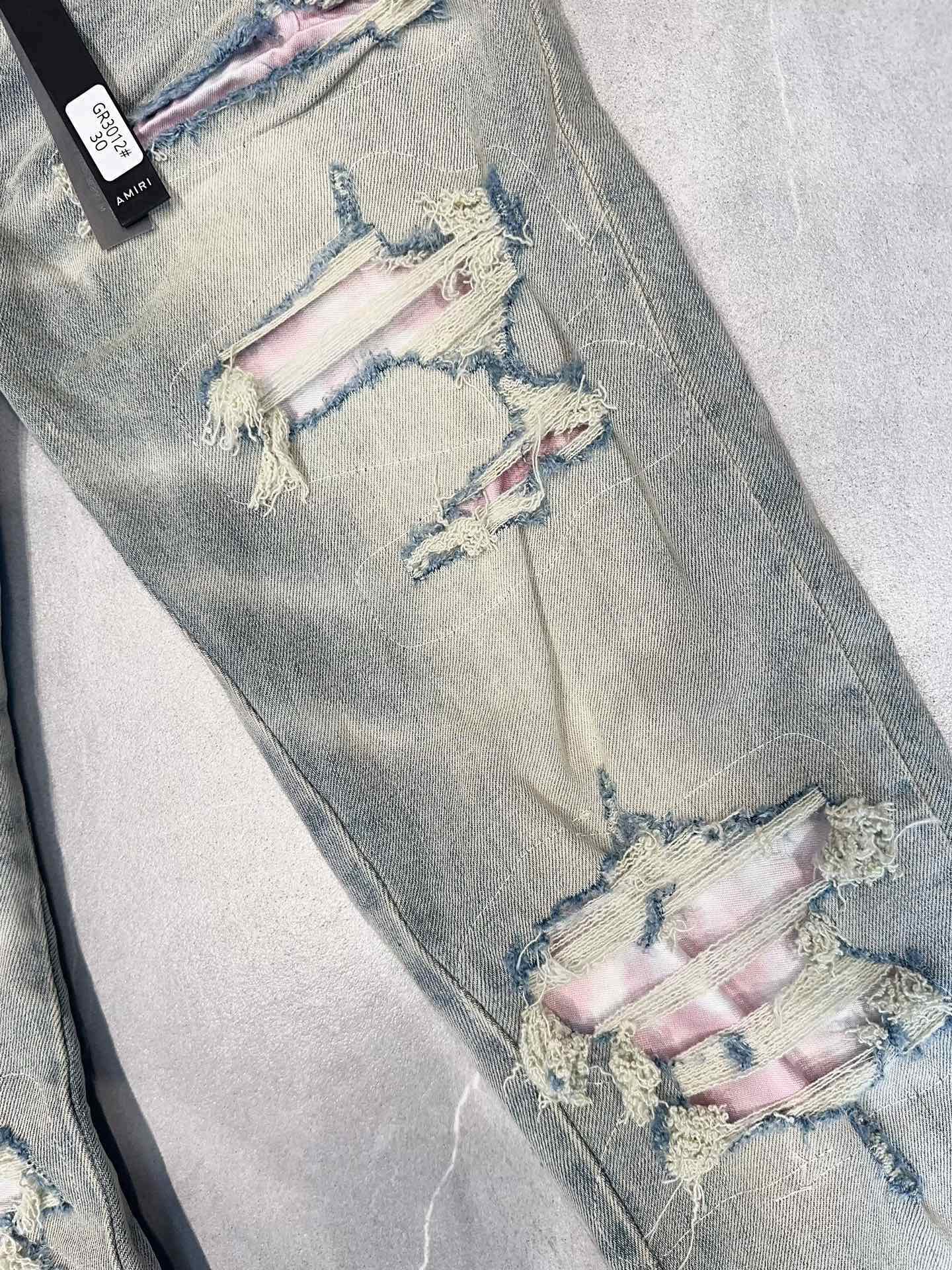 Amiri Stone Indigo Jeans (SS23MDS002765）