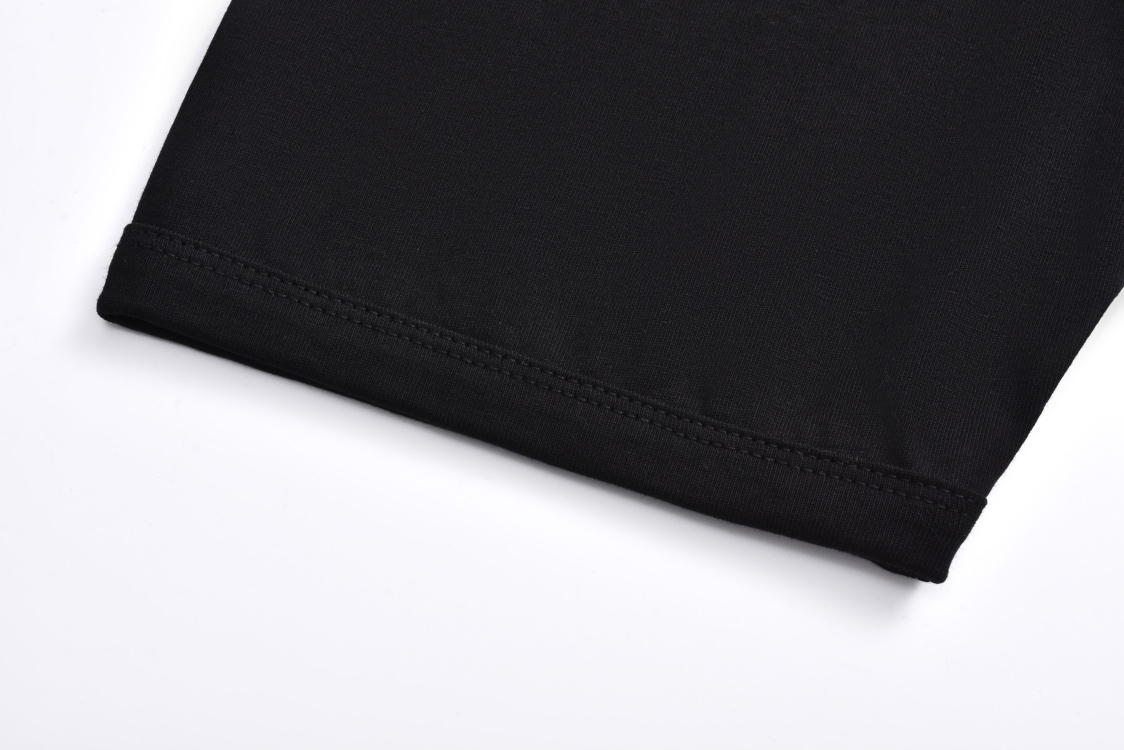 Prada Black Cotton T-shirt（UJN824-11ZM-F0002-S-222）