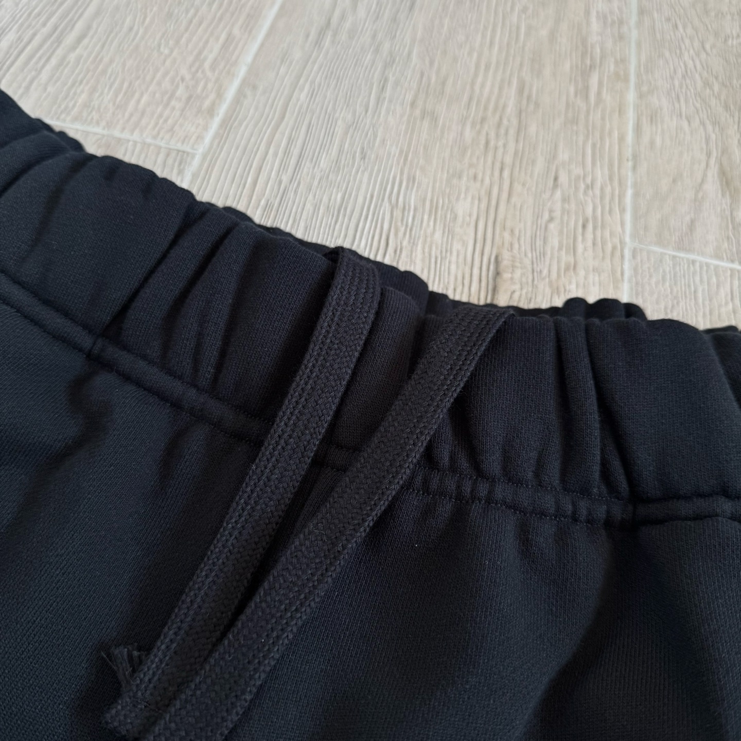 CHROME HEARTS SLO RIDE Scroll Label Sweat Shorts (CH-25-1112）