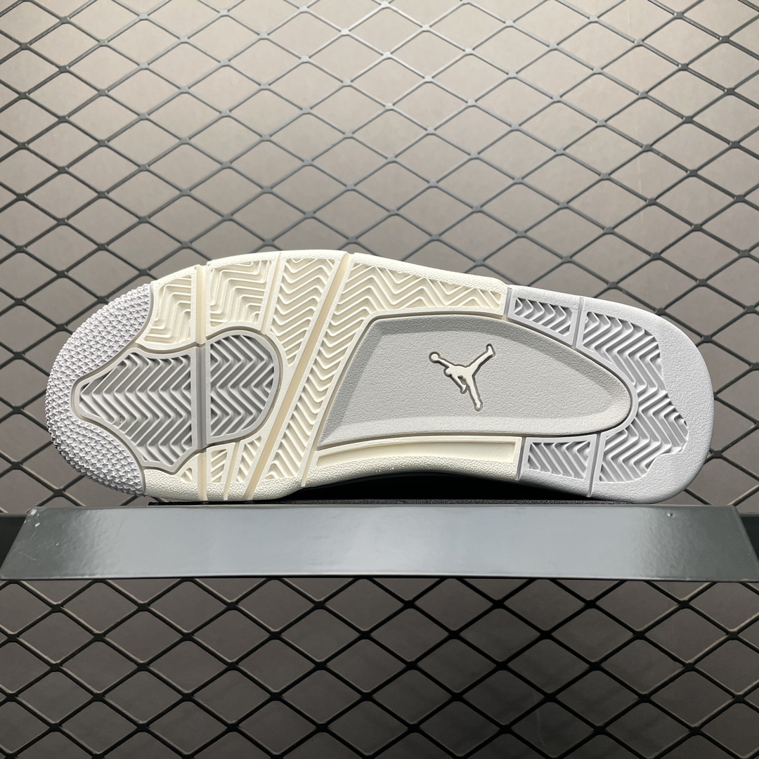 Nike Air Jordan 4 Retro "Frozen Moments" (AQ9129-001)