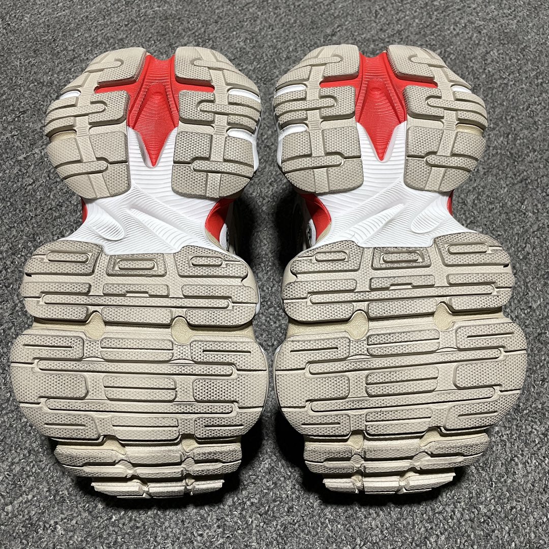 BALENCIAGA Cargo Sneaker "Beige/Grey/Red"（785754W2MV12160）