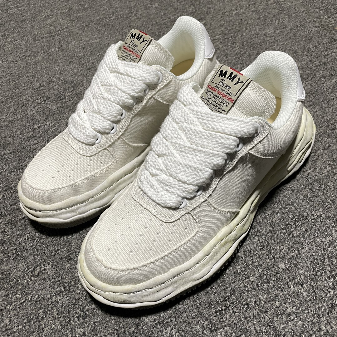 Maison Mihara Yasuhiro Wayne OG Sole Washed Canvas Low (A08FW708) 