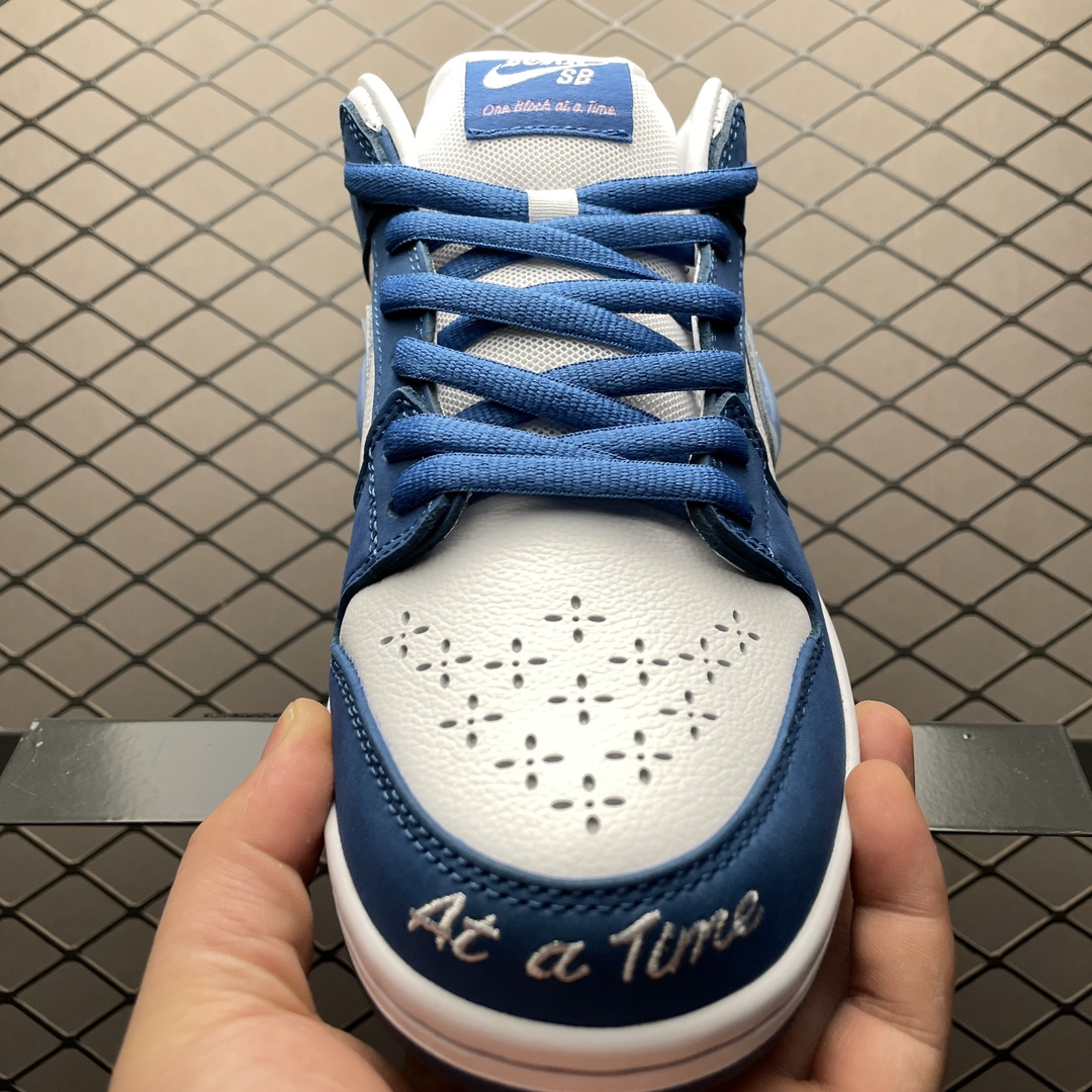 Born x Raised × Nike SB Dunk Low Pro QS "One Block At a Time"(FN7819-400)