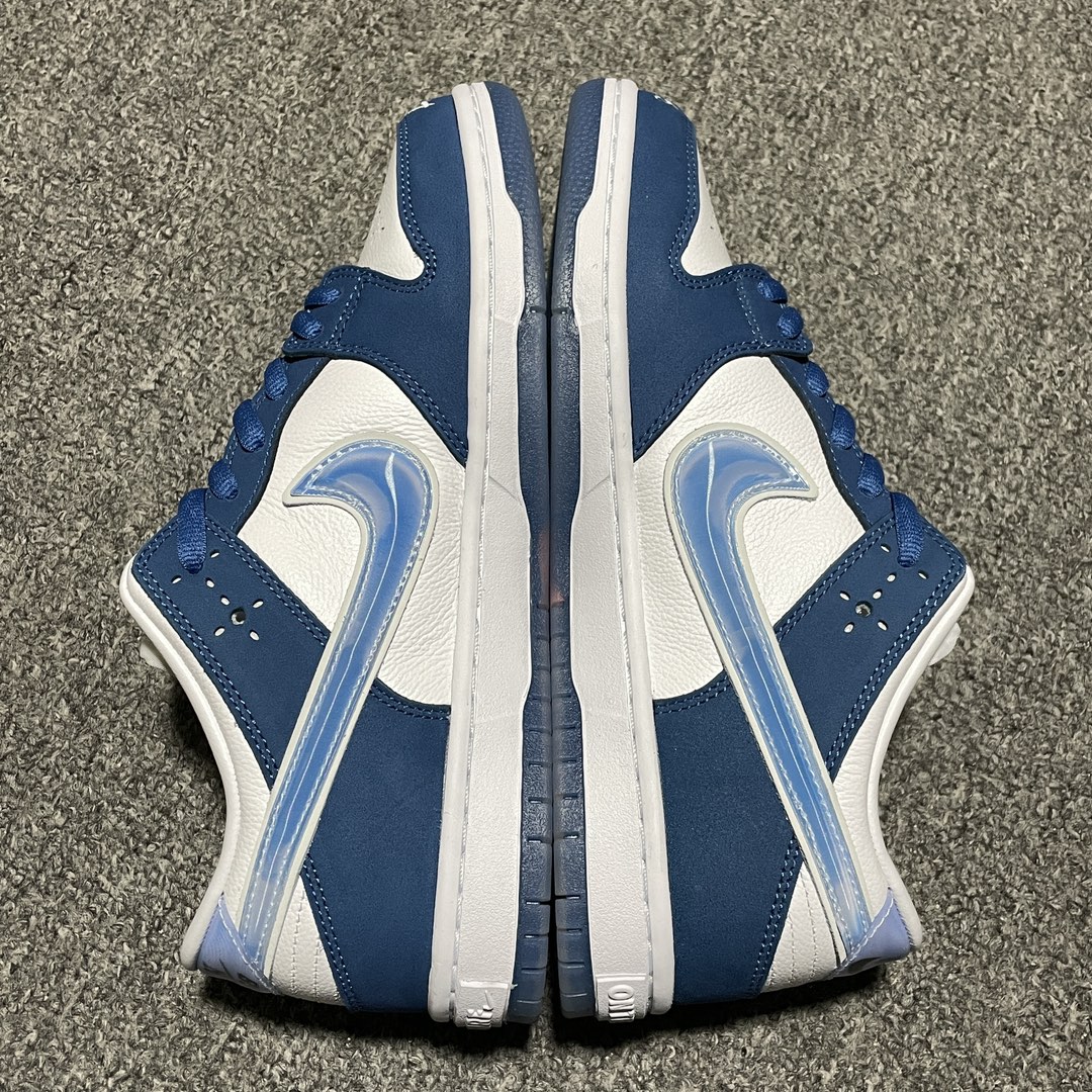 Born x Raised × Nike SB Dunk Low Pro QS "One Block At a Time"(FN7819-400)