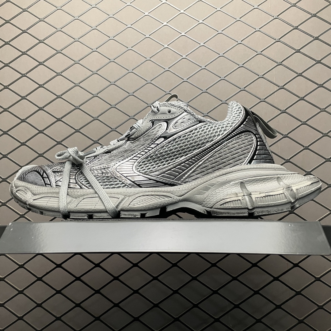 BALENCIAGA 3XL Sneakers in Grey/Black（734731W3XL11210）
