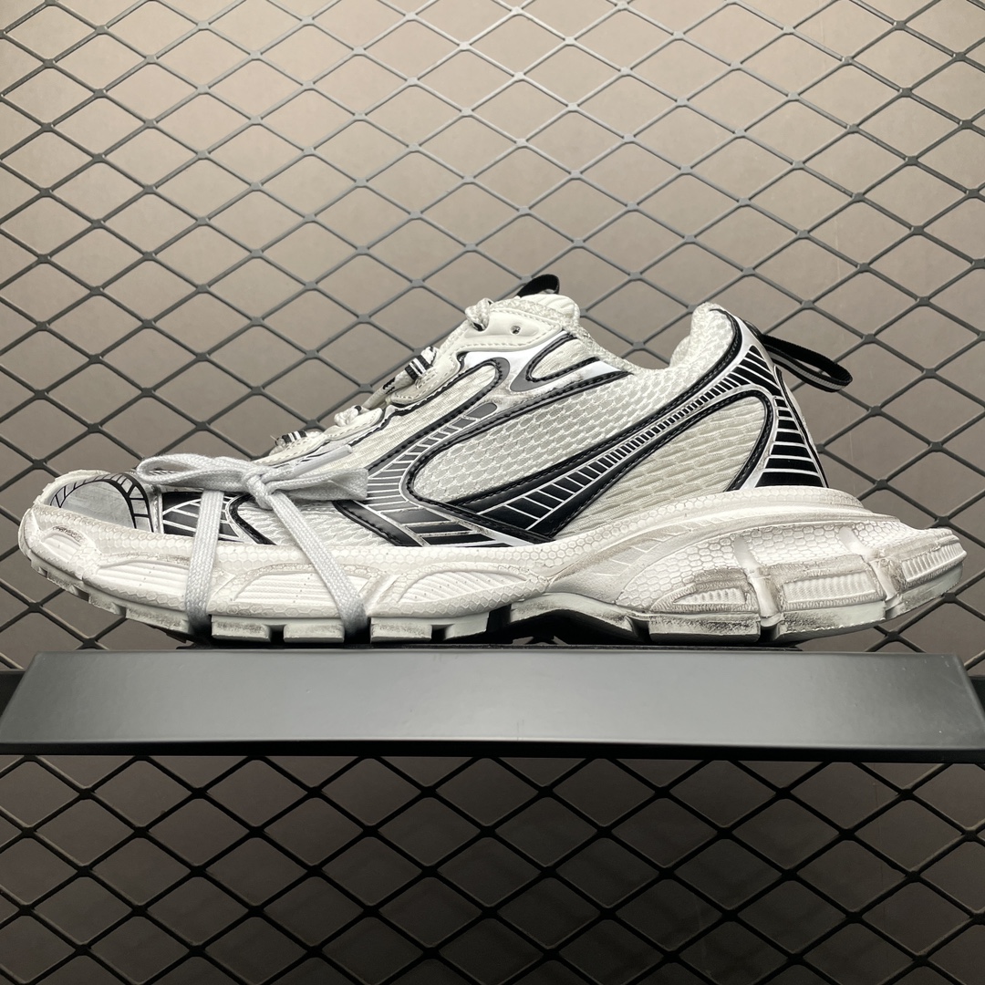 BALENCIAGA 3XL Sneaker "Off White/Black"（734734W3XL49710）
