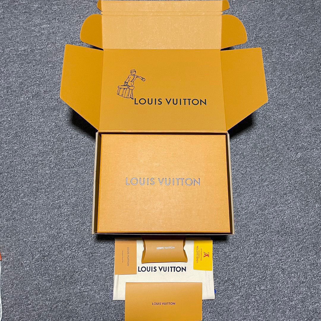 Tyler The Creator × Louis Vuitton LV Trainer Sneaker "Beige"（1ACXBG)