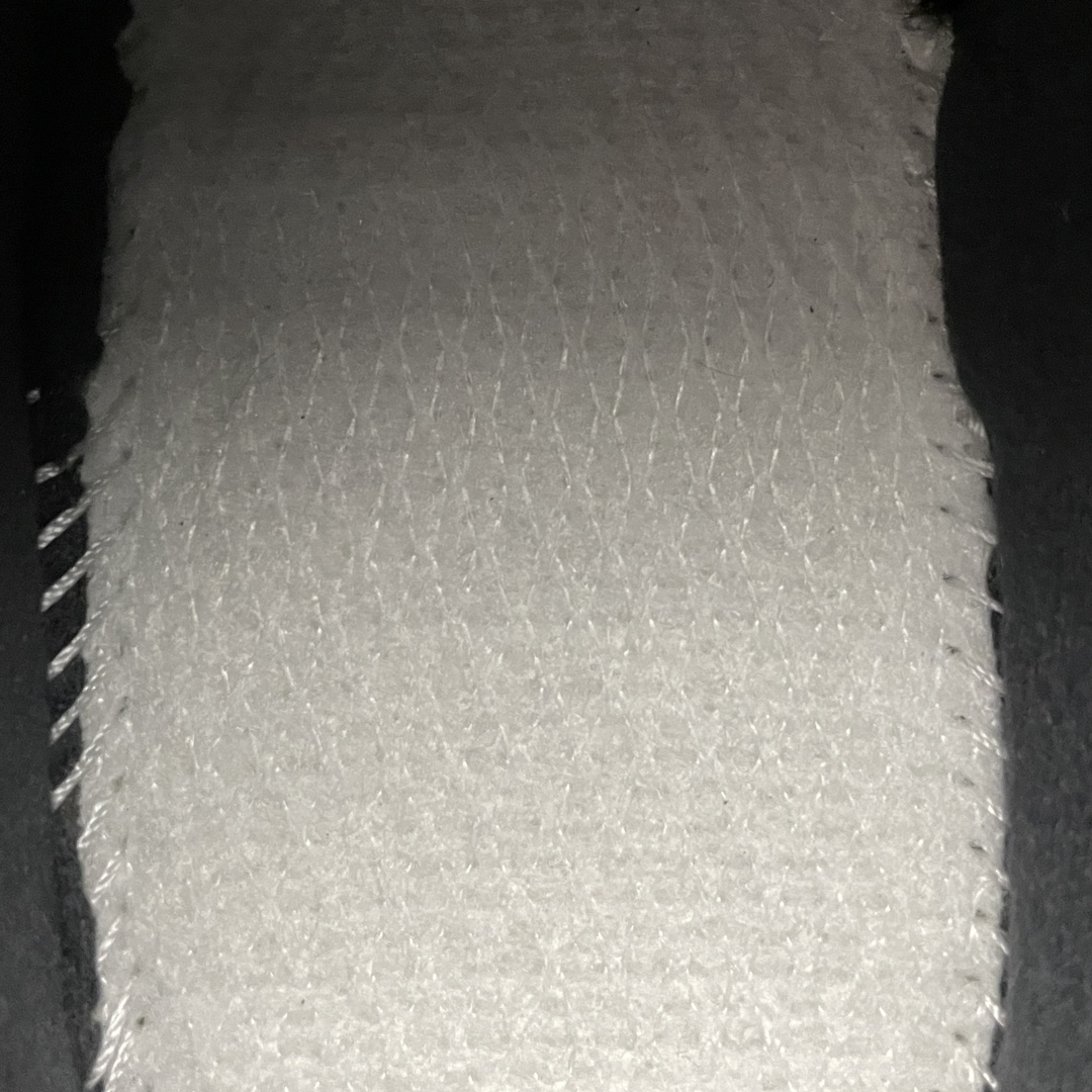 New Balance 2002R "Black/Grey"(M2002RBV）