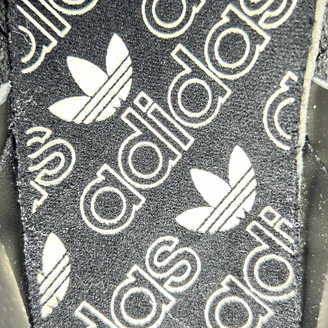 adidas Originals Samba OG "Cream White/Core Black/Sandstrator"（ID0478）