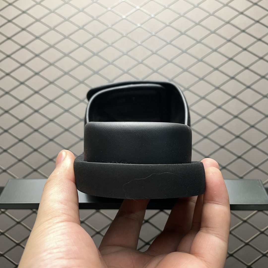 Louis Vuitton Oasis Line Mule（1A9Z60）