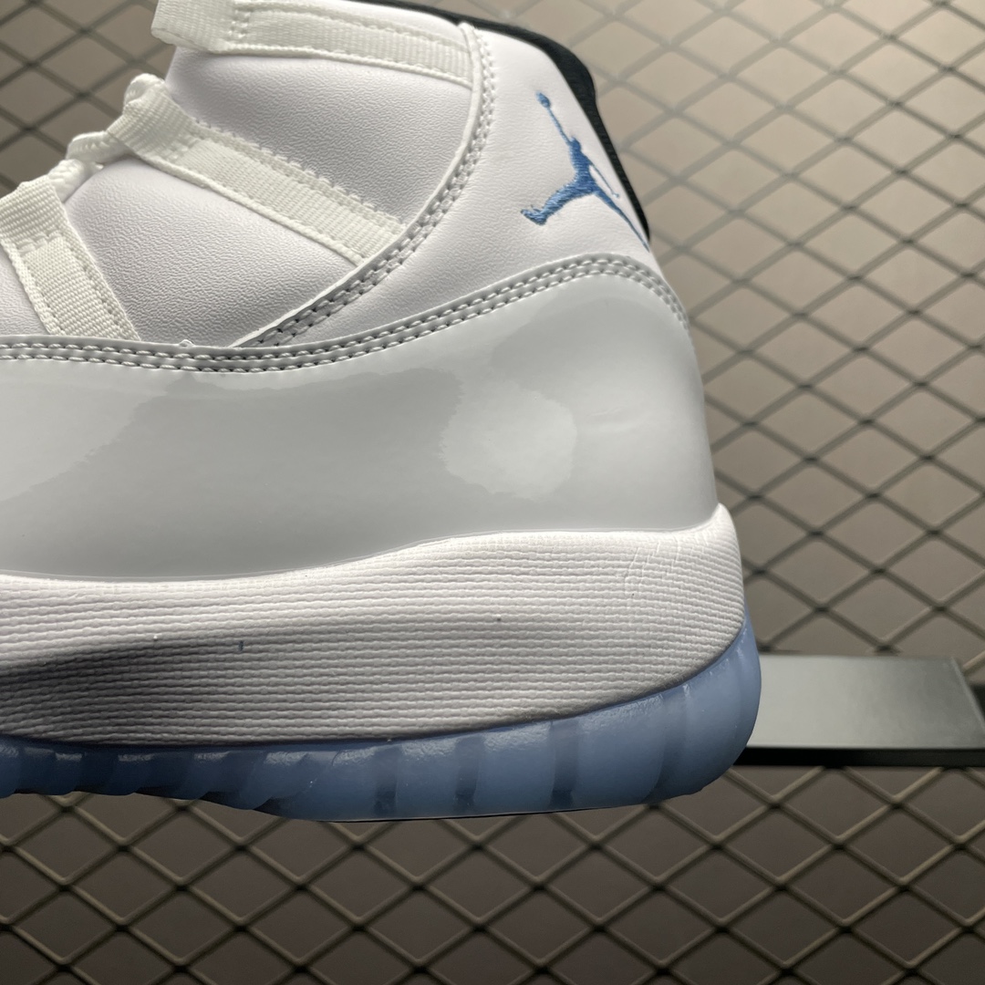 Nike Air Jordan 11 Retro "White/Legend Blue"（CT8012-104）