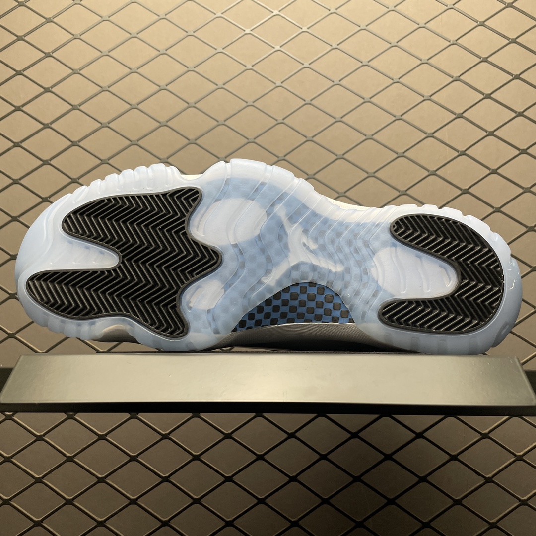 Nike Air Jordan 11 Retro "White/Legend Blue"（CT8012-104）