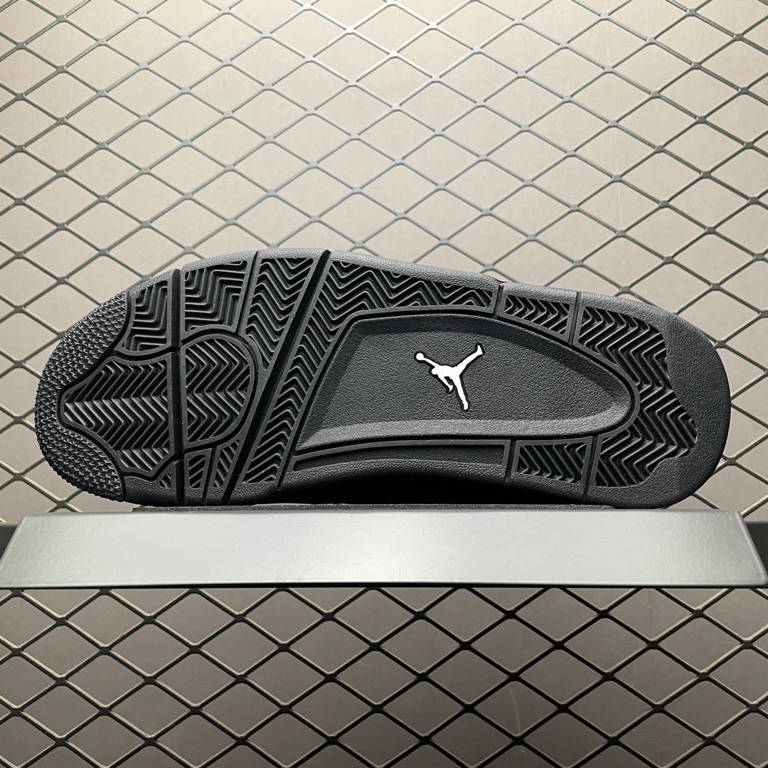 Nike Air Jordan 4 RM "Black/White"（FQ7939-004）