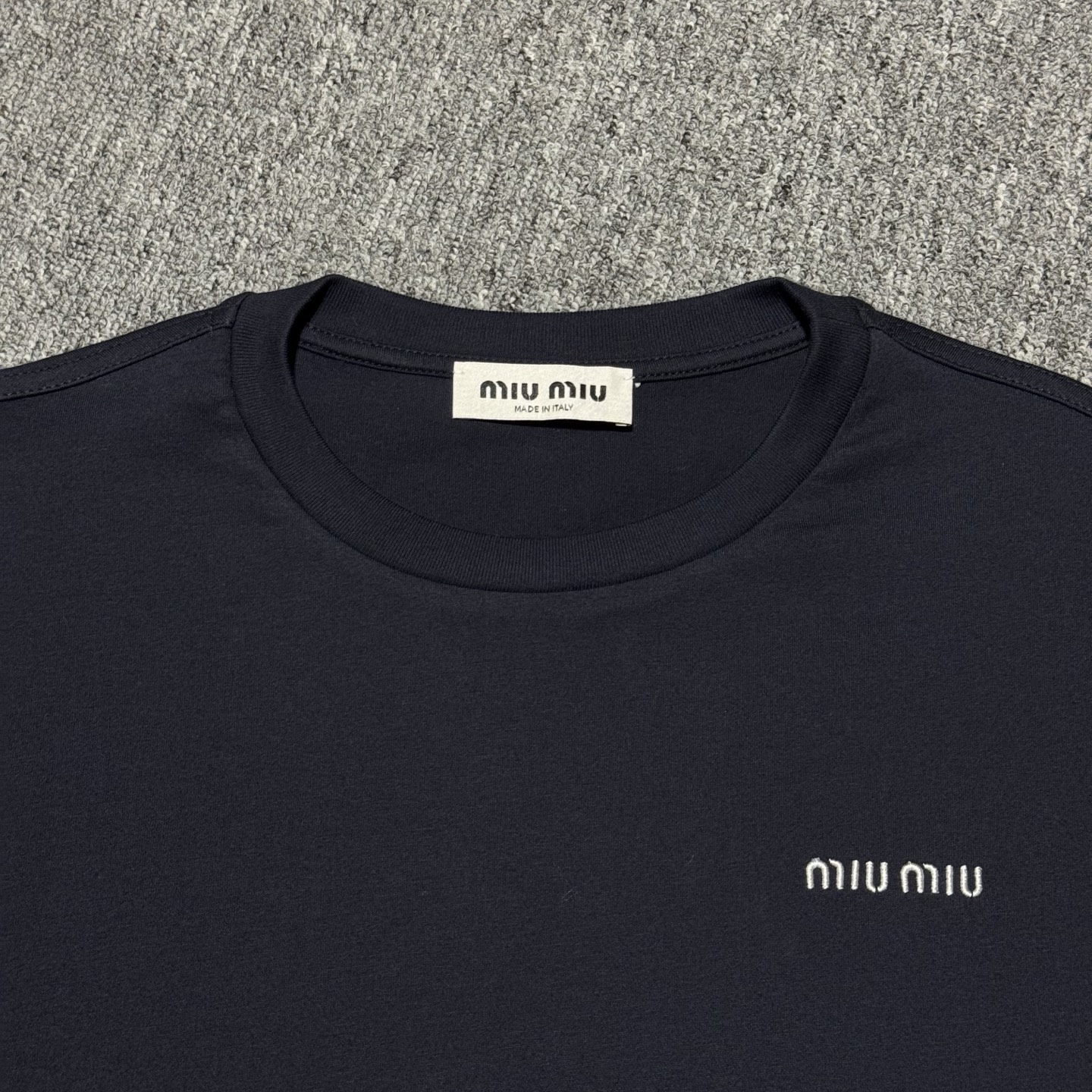 MIU MIU Regular T Shirt（MJL087-1610-F0008-SOOO）