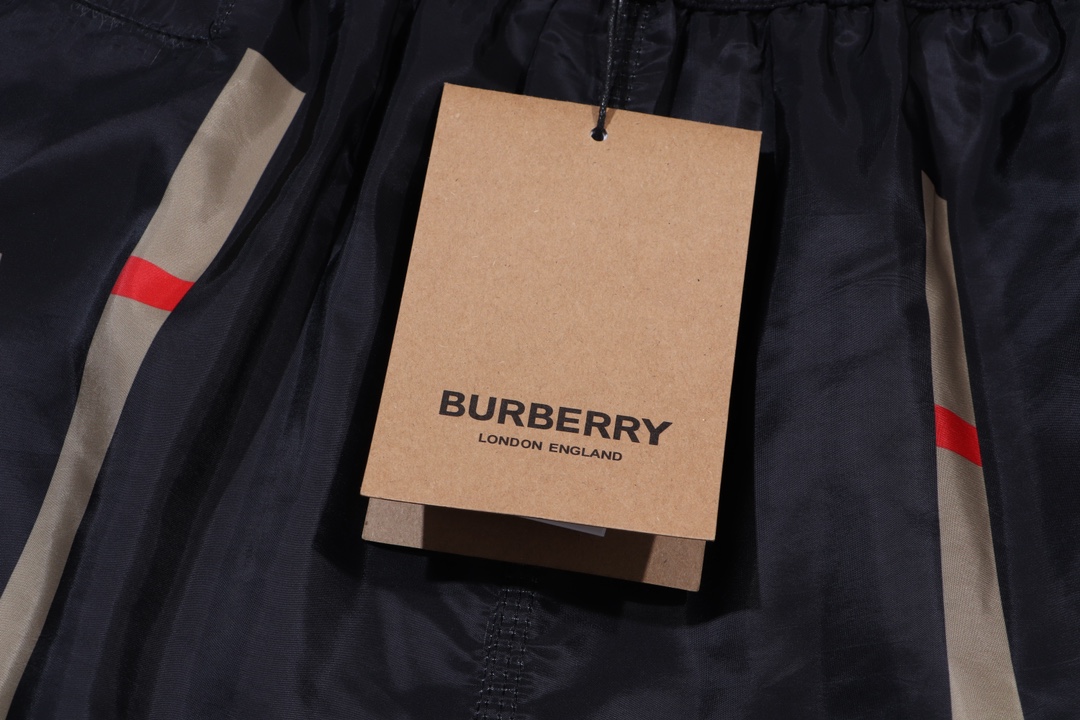 Burberry Martin Shorts Black Multi（80556751）