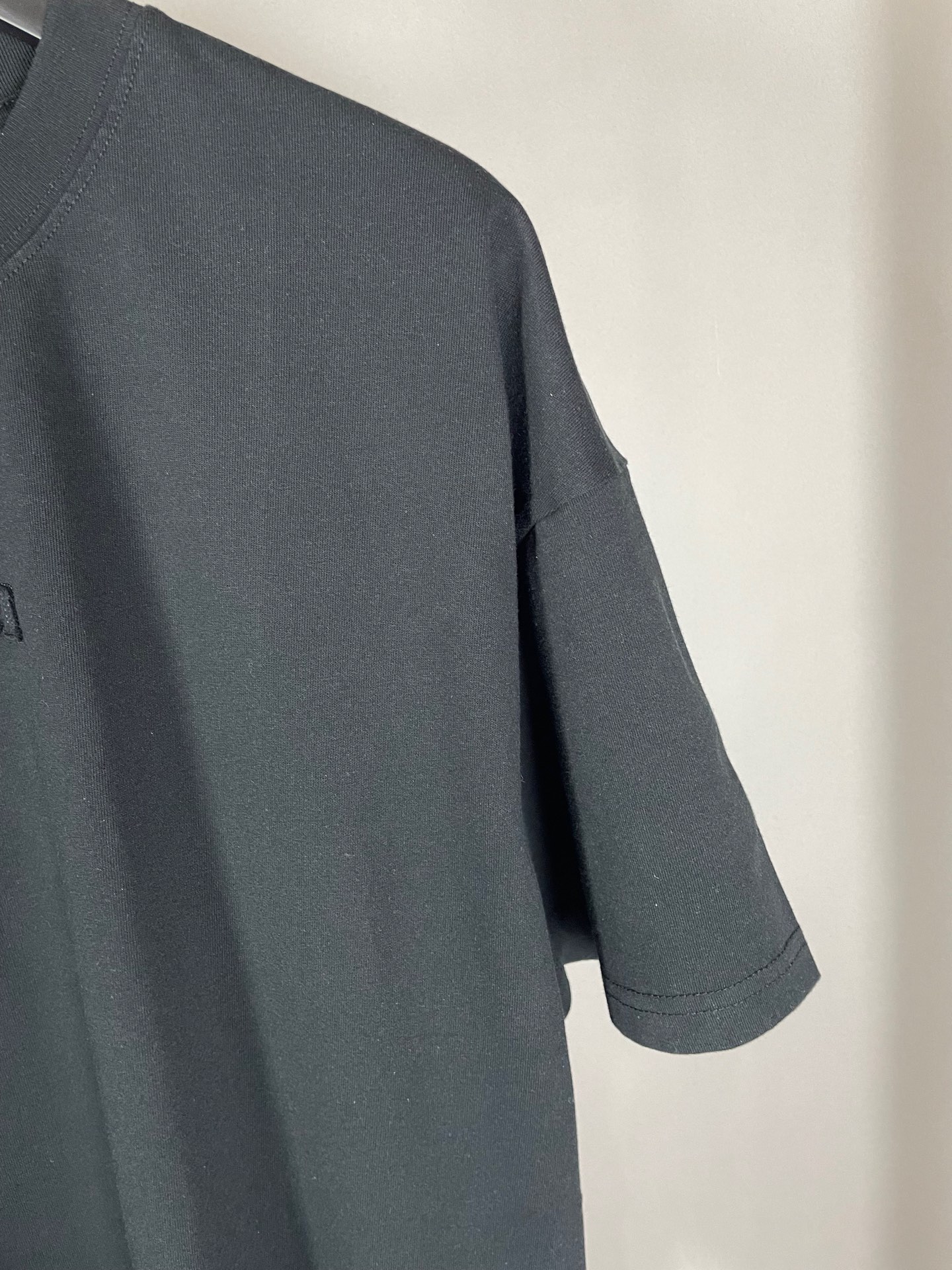 GUCCI Embroidered cotton jersey T-shirt（798115XJG54 1168）