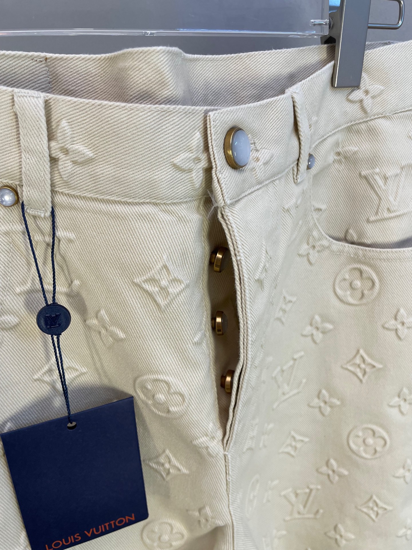 Louis Vuitton Monogram Embossed Skate Pants（1AHBLK）