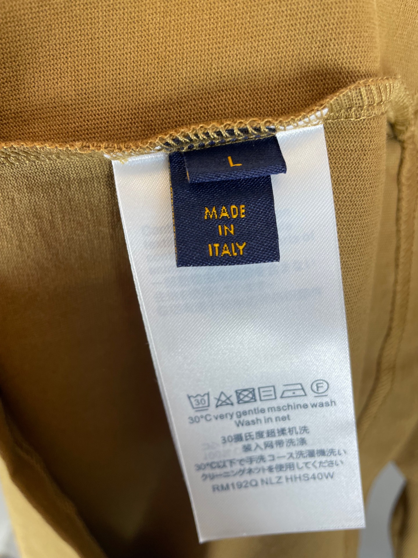 Louis Vuitton Embroidered Signature Cotton T-Shirt（1AFXP1）