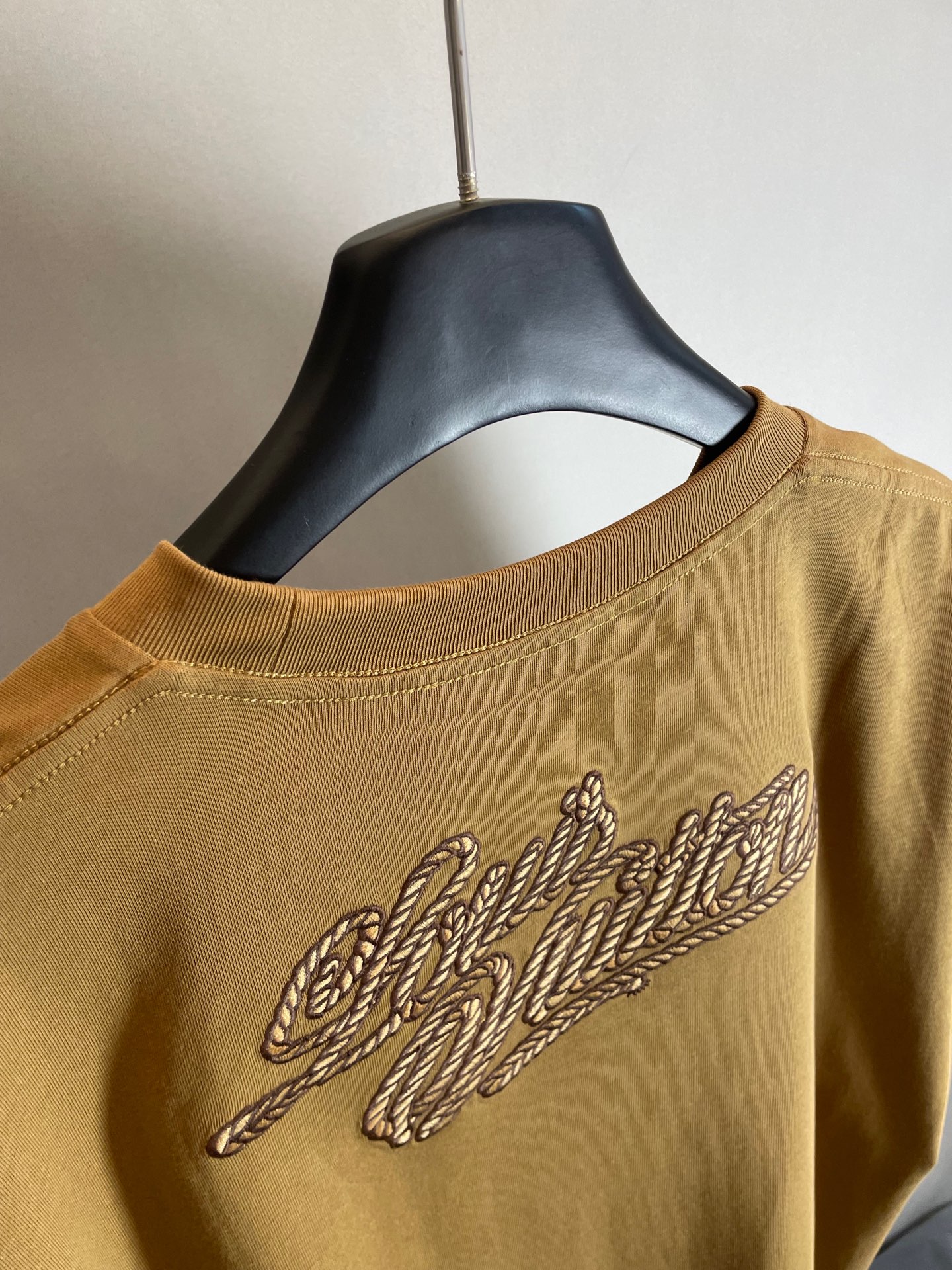 Louis Vuitton Embroidered Signature Cotton T-Shirt（1AFXP1）