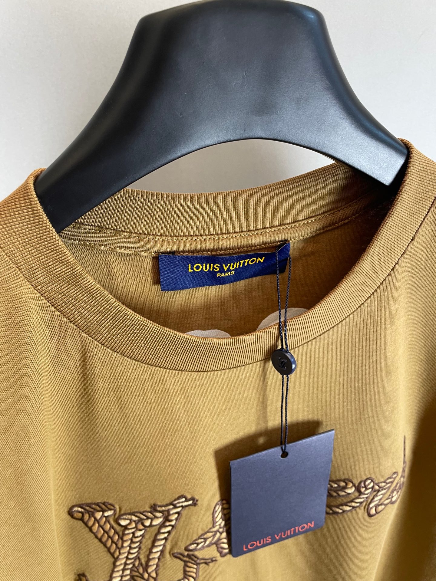 Louis Vuitton Embroidered Signature Cotton T-Shirt（1AFXP1）