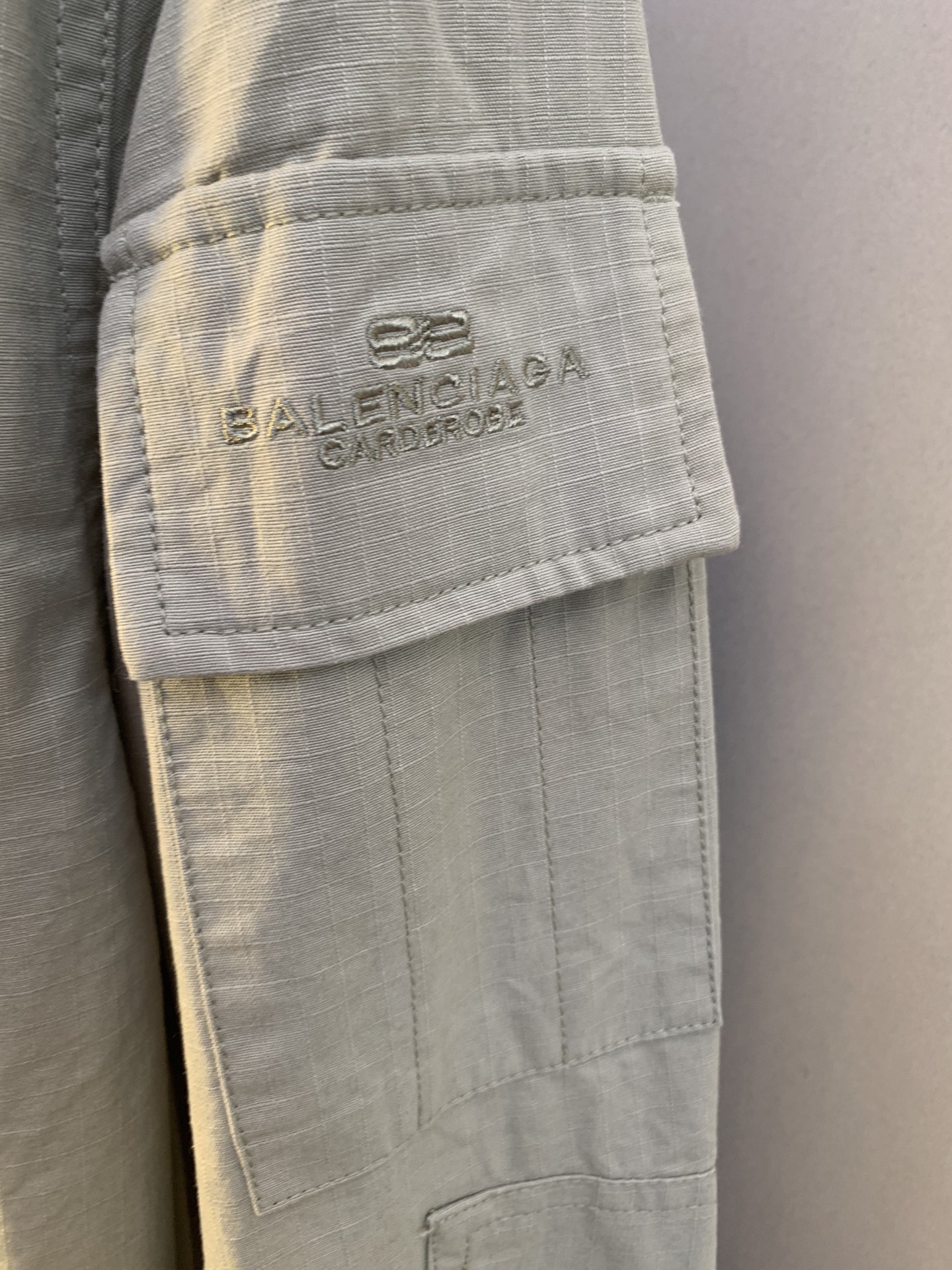 BALENCIAGA Men's Military Shirt "Dark Gray"（814719TQP131140）