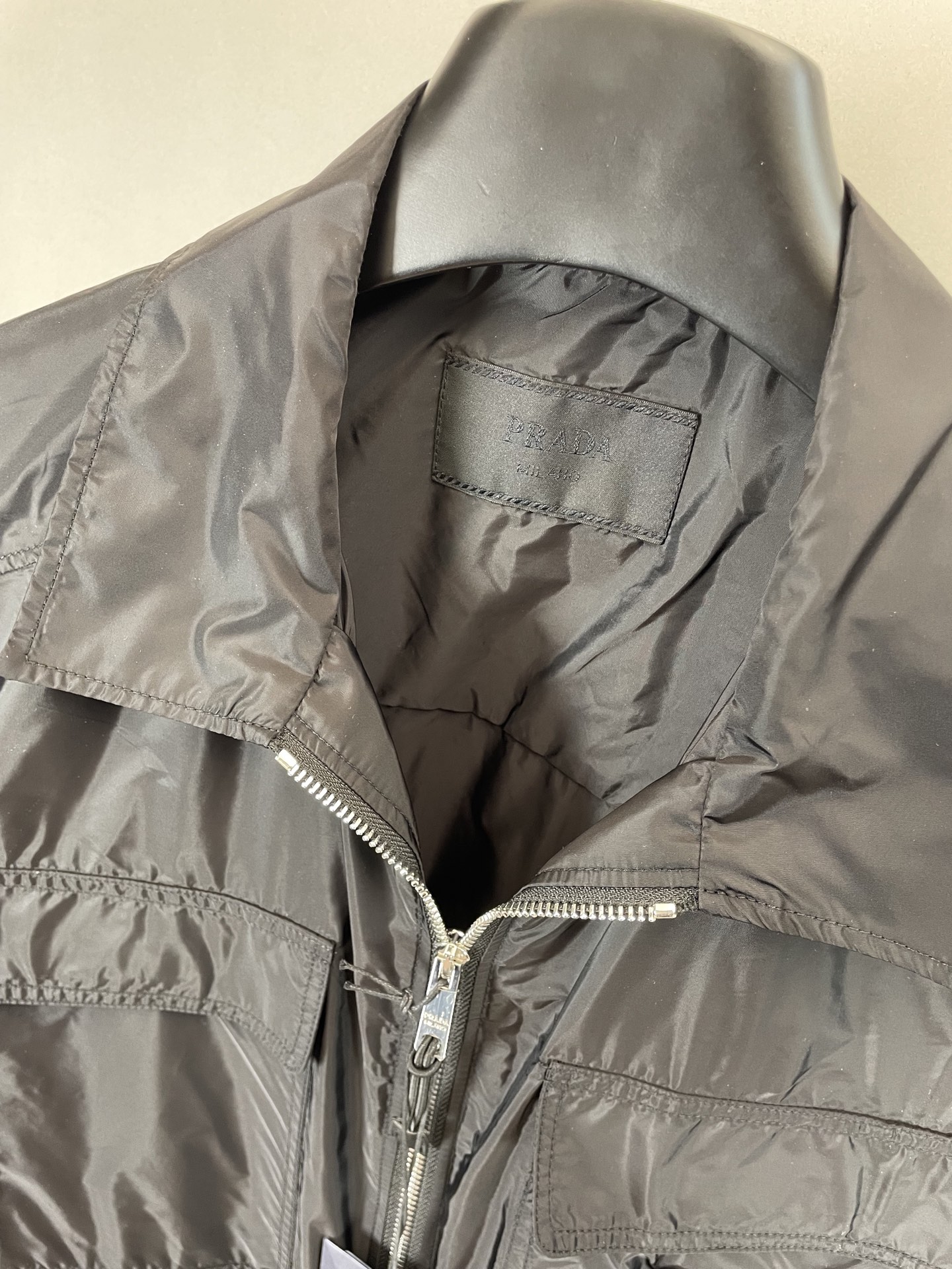 PRADA SHORT-SLEEVED SHIRTS  (SC758-1WQ9-F0161-S-OOO）