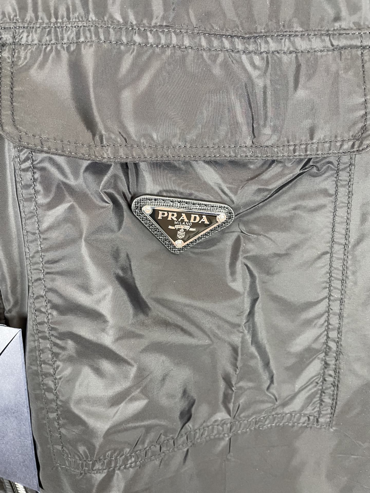 PRADA SHORT-SLEEVED SHIRTS  (SC758-1WQ9-F0161-S-OOO）