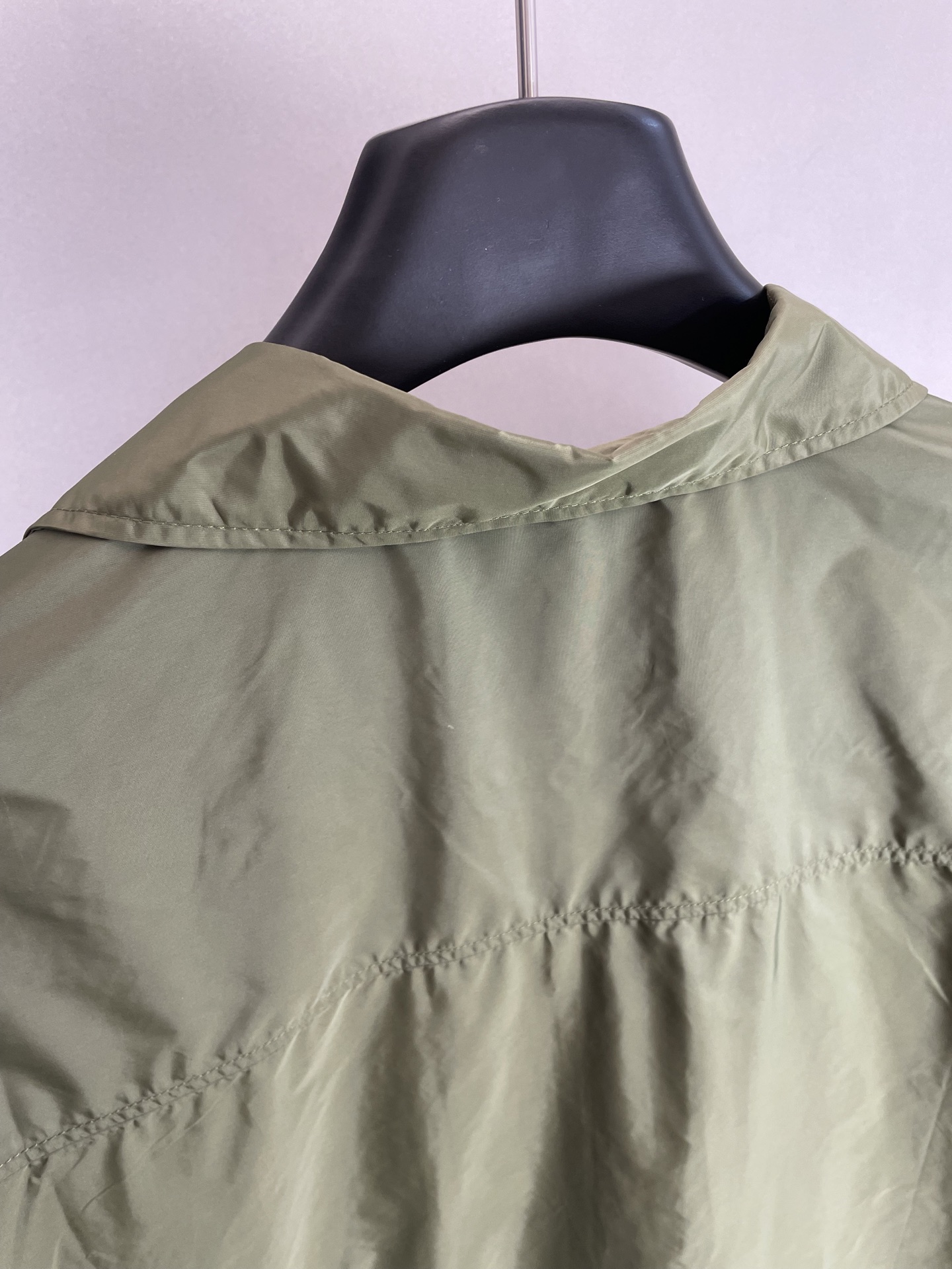 PRADA SHORT-SLEEVED SHIRTS  (SC758-1WQ9-F0161-S-OOO）