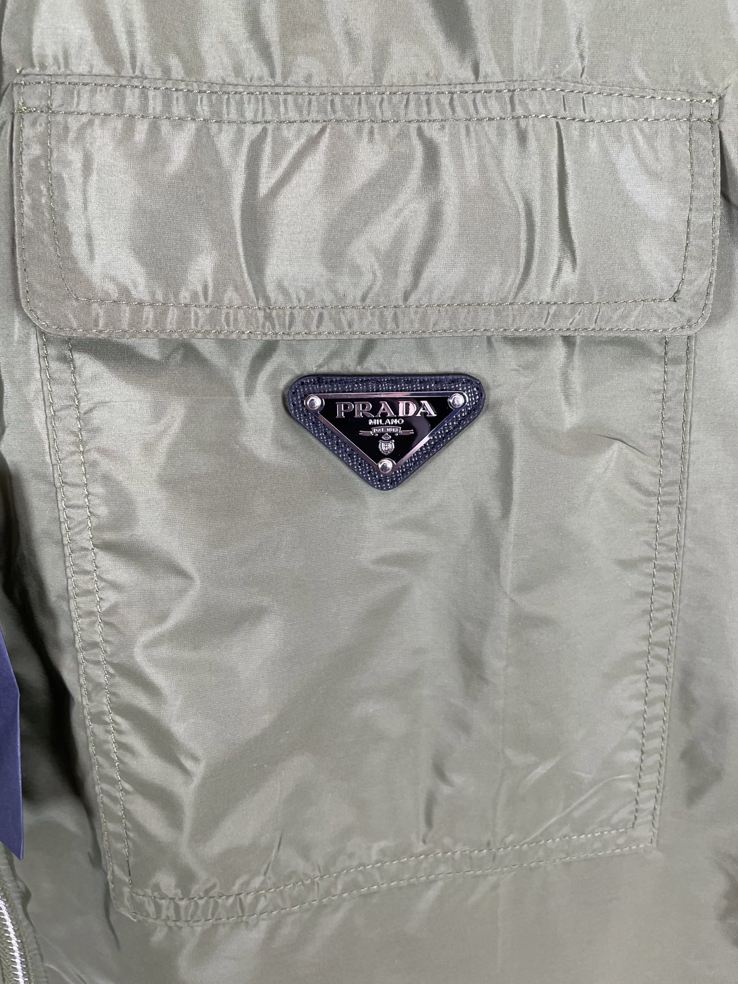 PRADA SHORT-SLEEVED SHIRTS  (SC758-1WQ9-F0161-S-OOO）