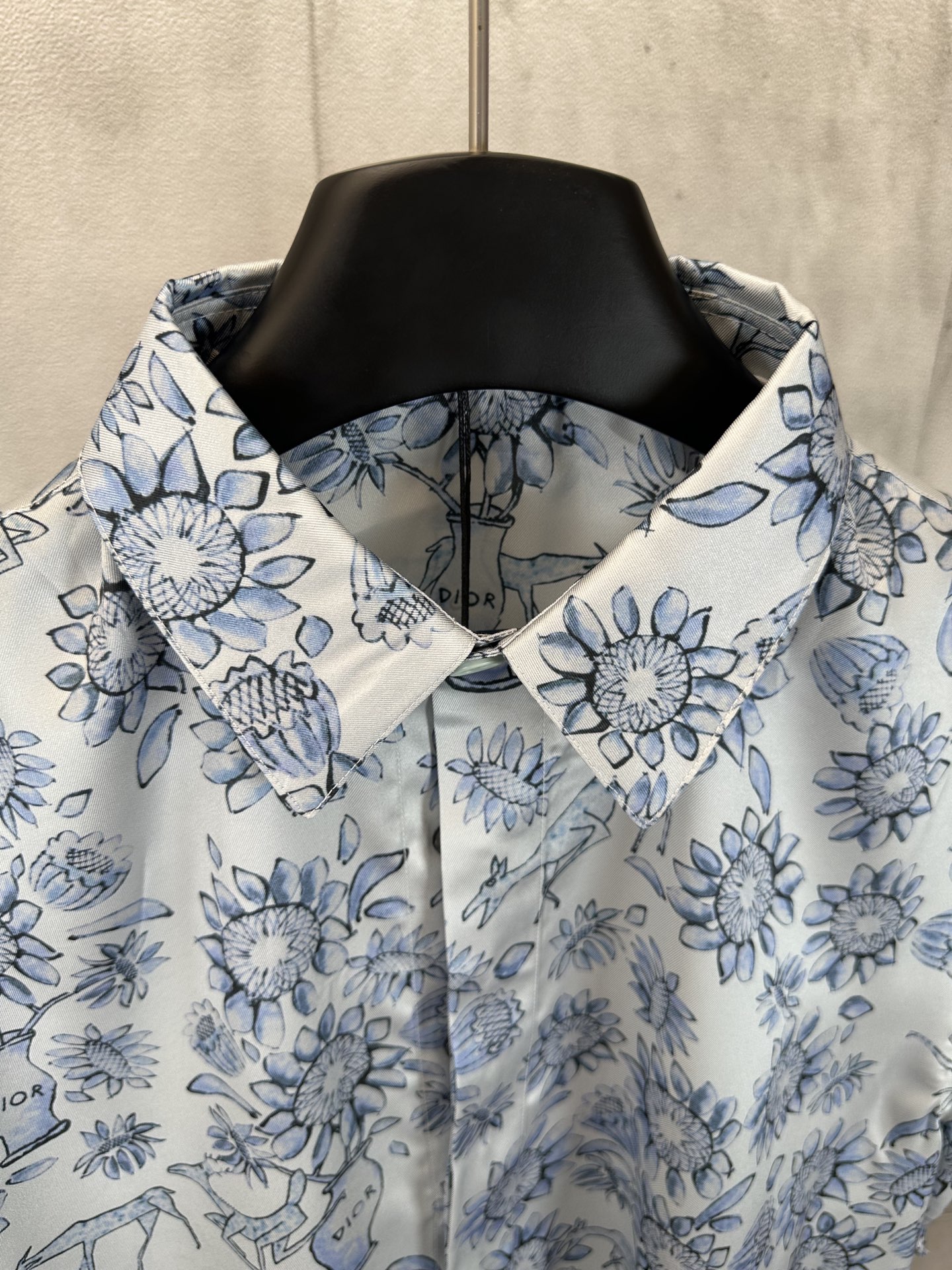 Dior shirt（493C516A6010-C885）