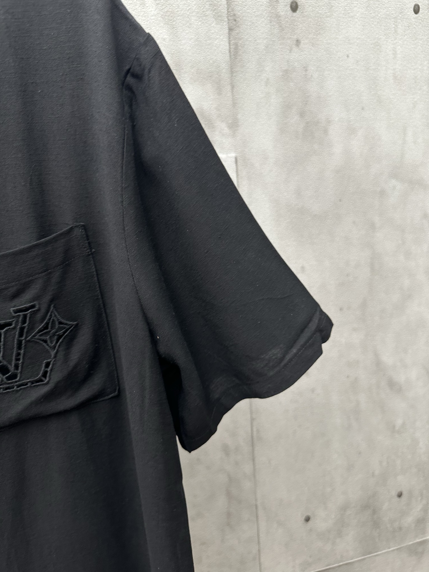 Louis Vuitton Embroidered summer shirt（1AHVUQ）