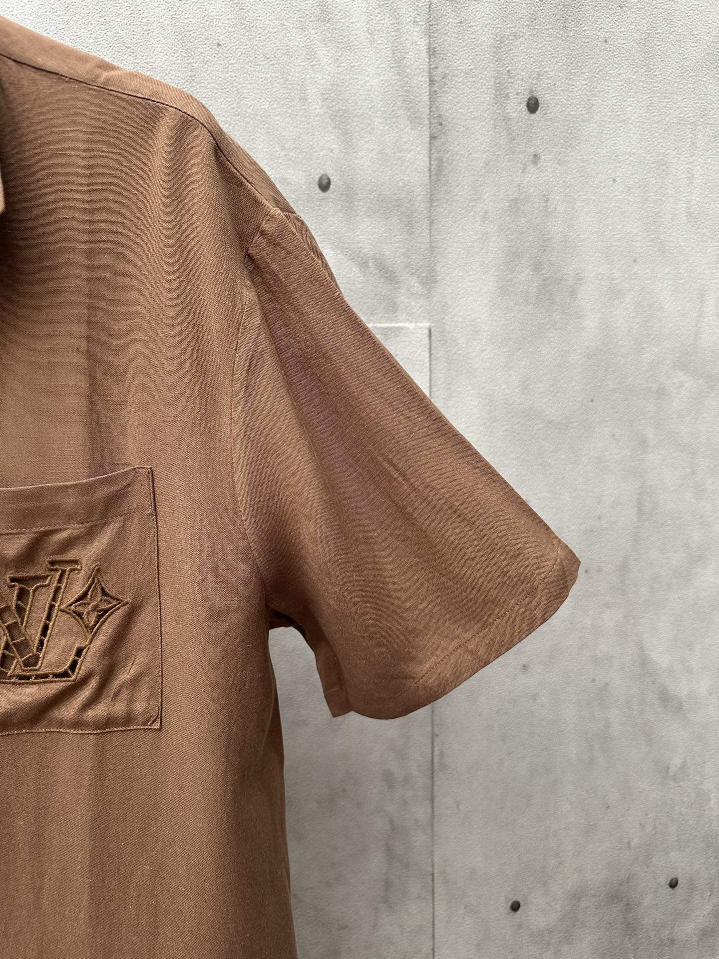 Louis Vuitton Embroidered summer shirt（1AHVUQ）