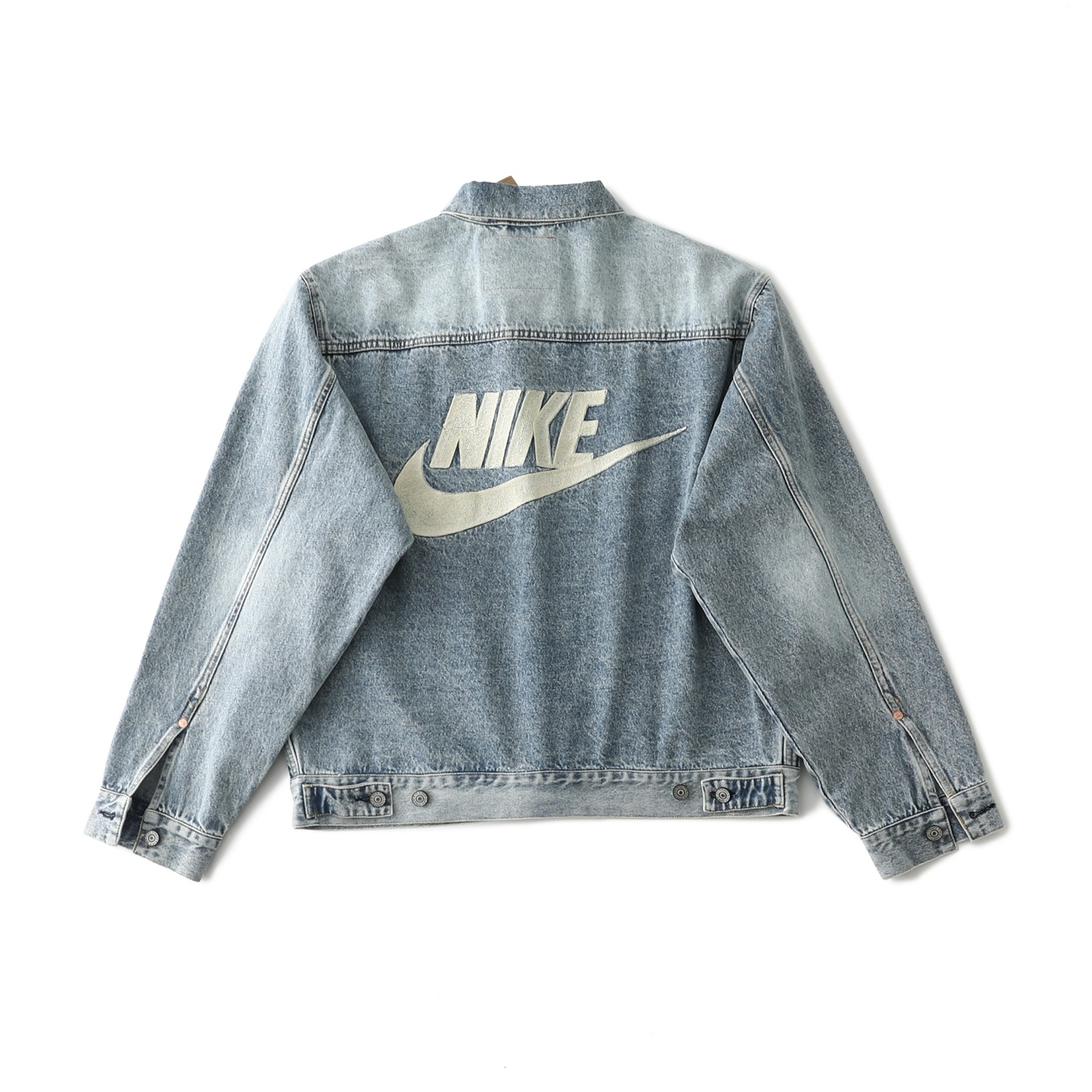 LEVI'S x Nike Denim Trucker Jacket "Light Indigo" 002TM-0000（ 002TM-0000）